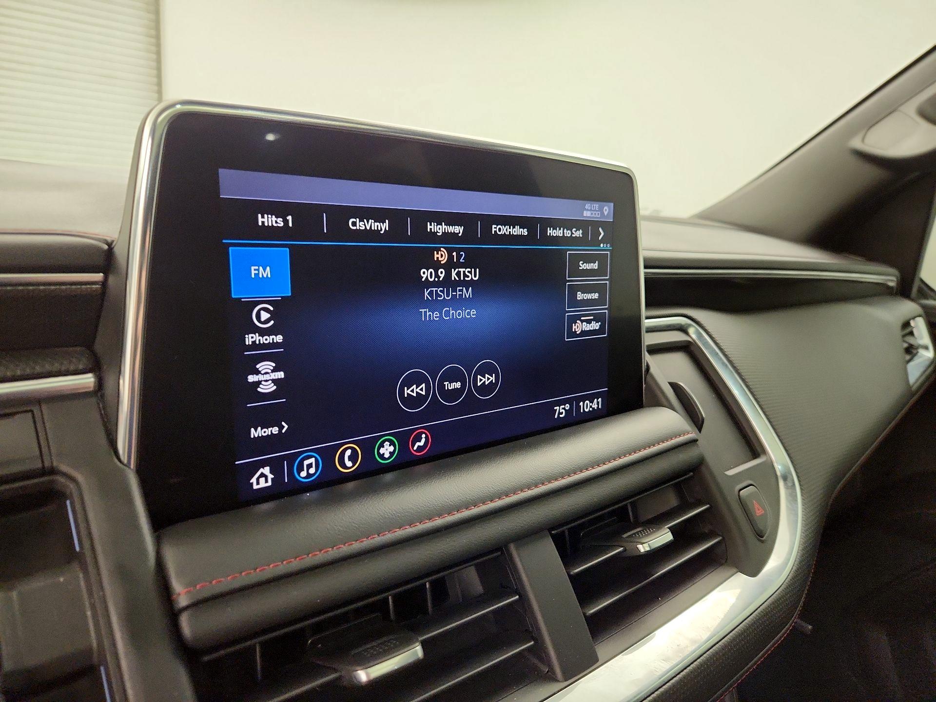 Thumbnail: 2021 Chevrolet Suburban - 15