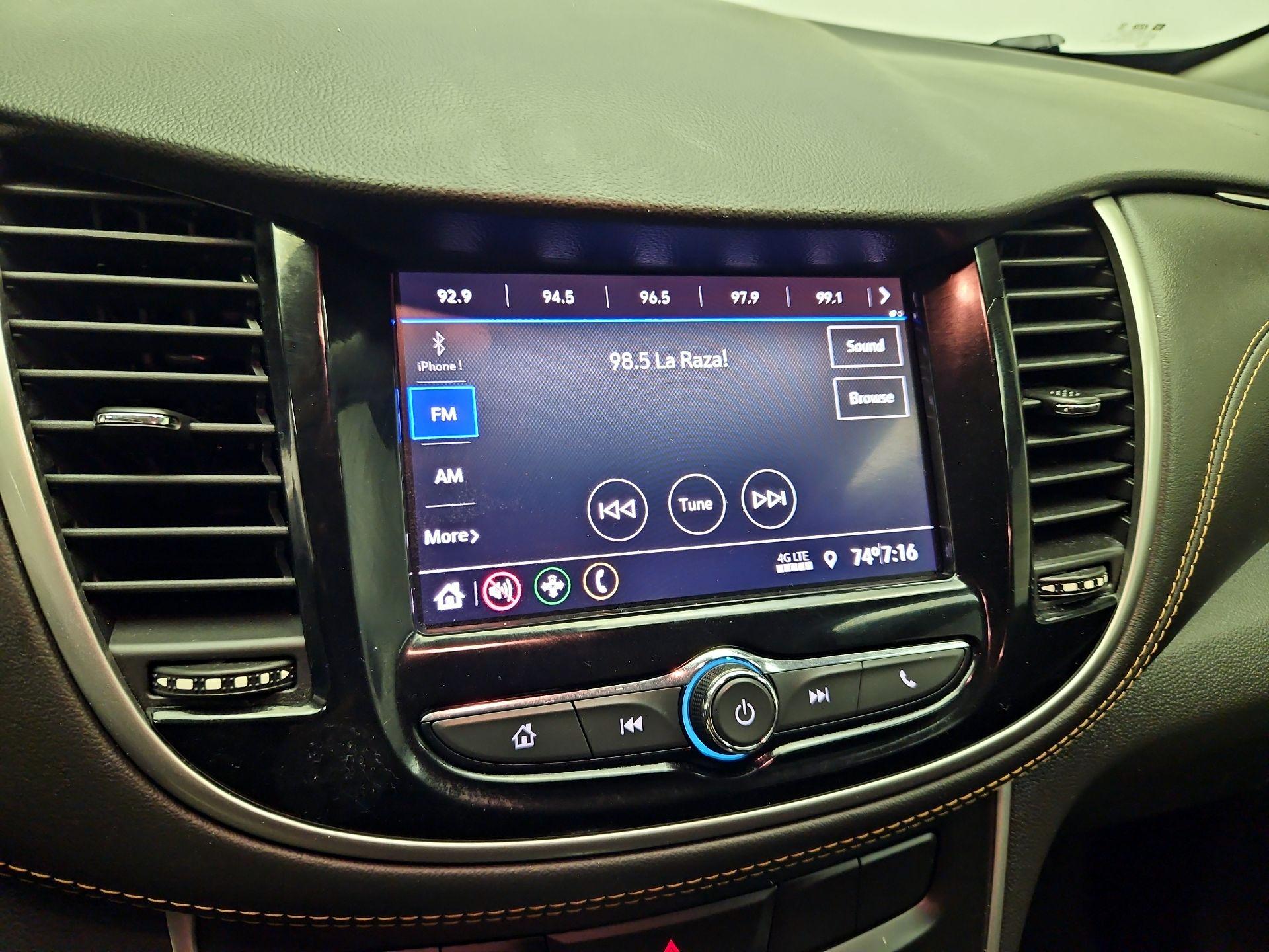 Thumbnail: 2021 Chevrolet Trax - 15