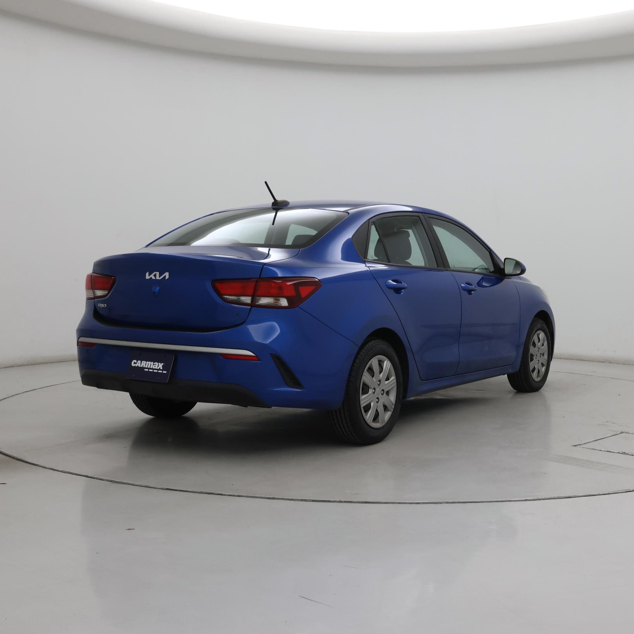 Thumbnail: 2022 Kia Rio - 8
