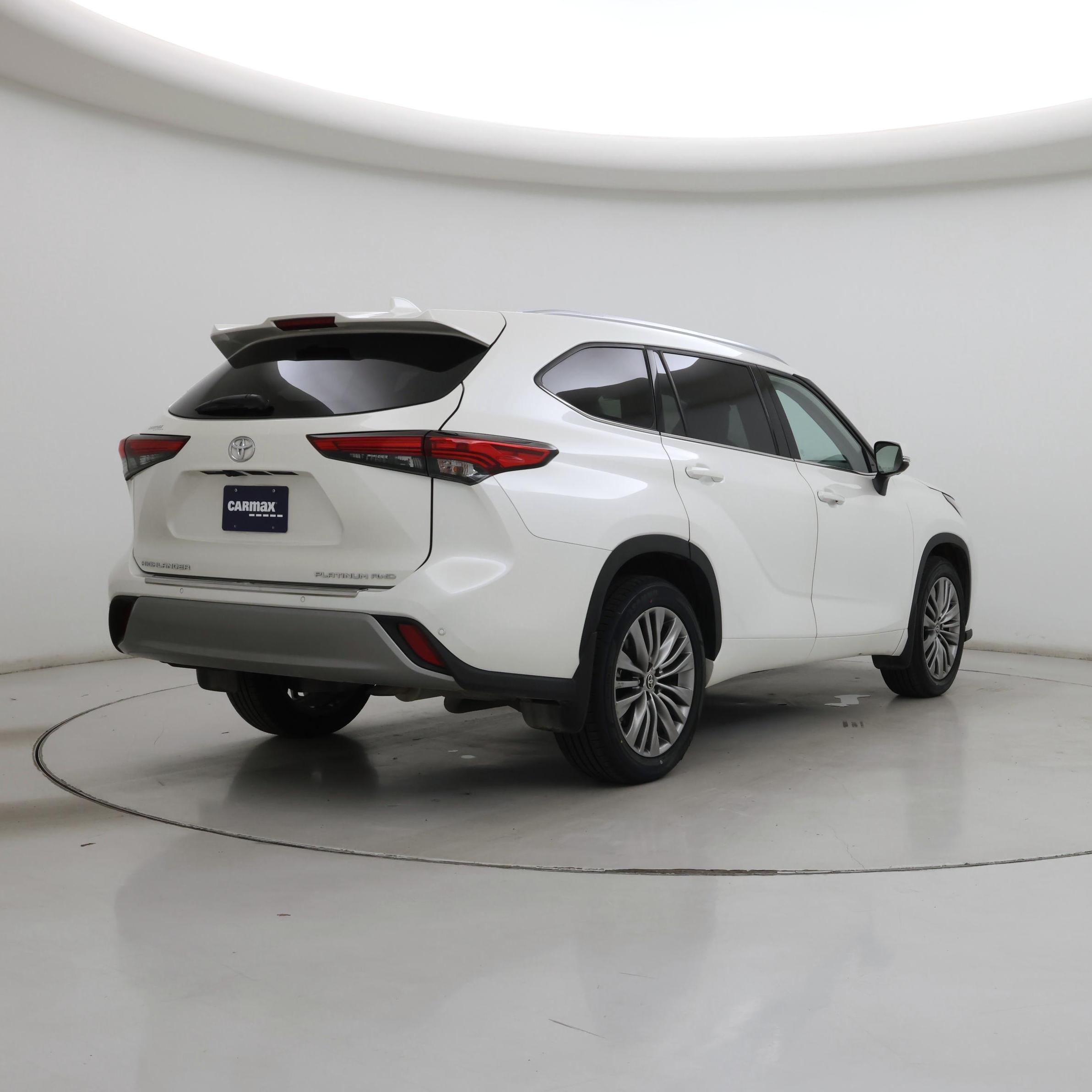 Thumbnail: 2021 Toyota Highlander - 8