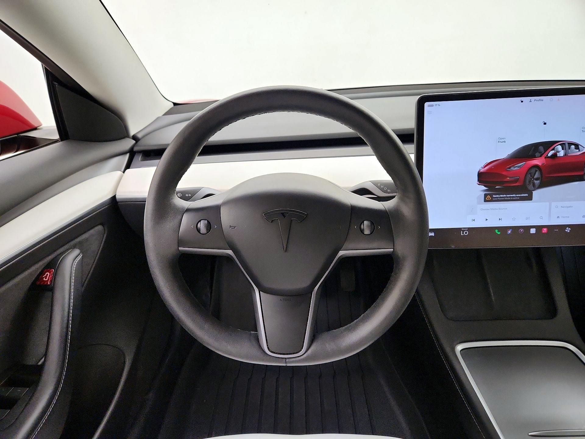 Thumbnail: 2023 Tesla Model 3 - 10