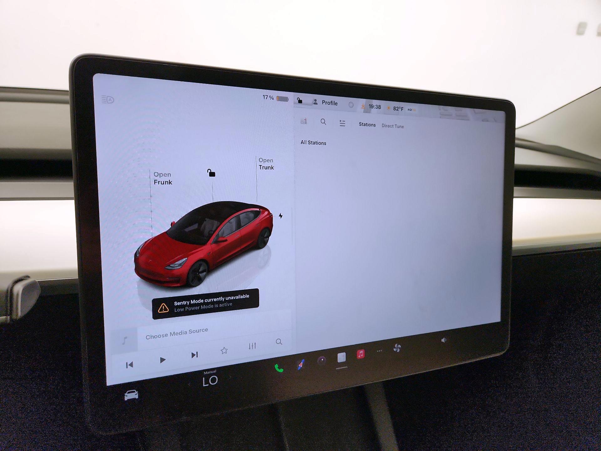 Thumbnail: 2023 Tesla Model 3 - 15