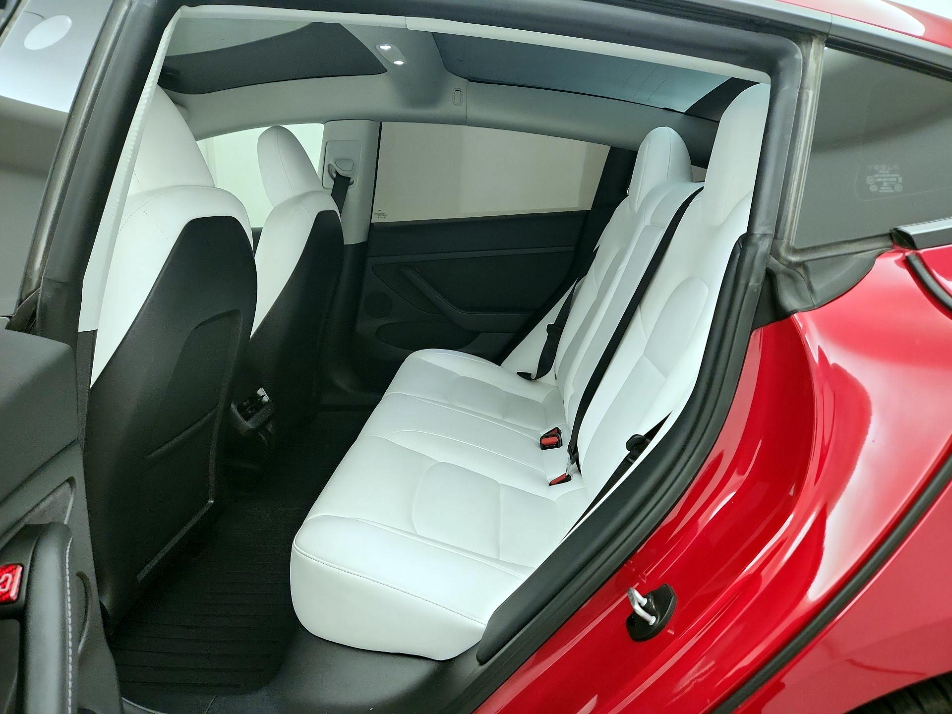 Thumbnail: 2023 Tesla Model 3 - 19