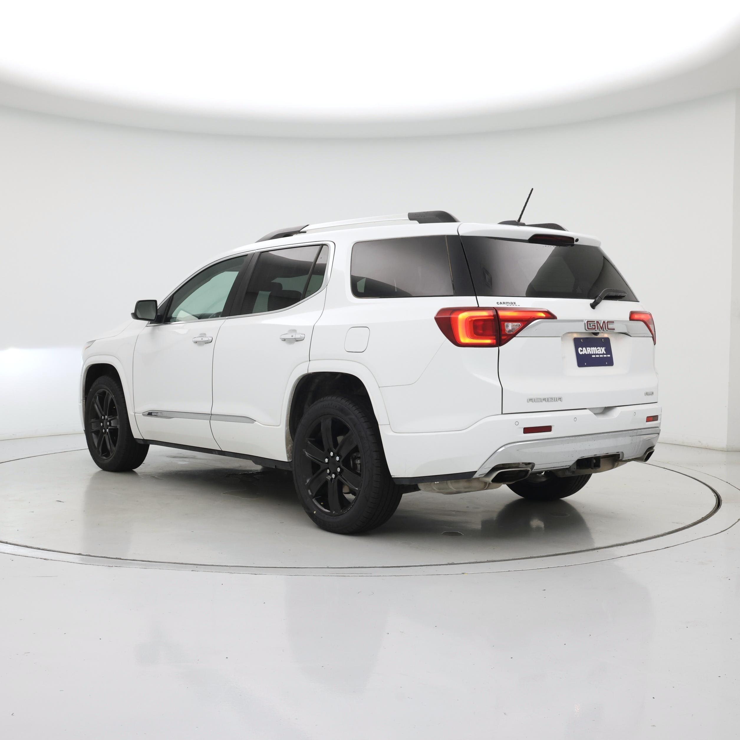 Thumbnail: 2019 GMC Acadia - 2