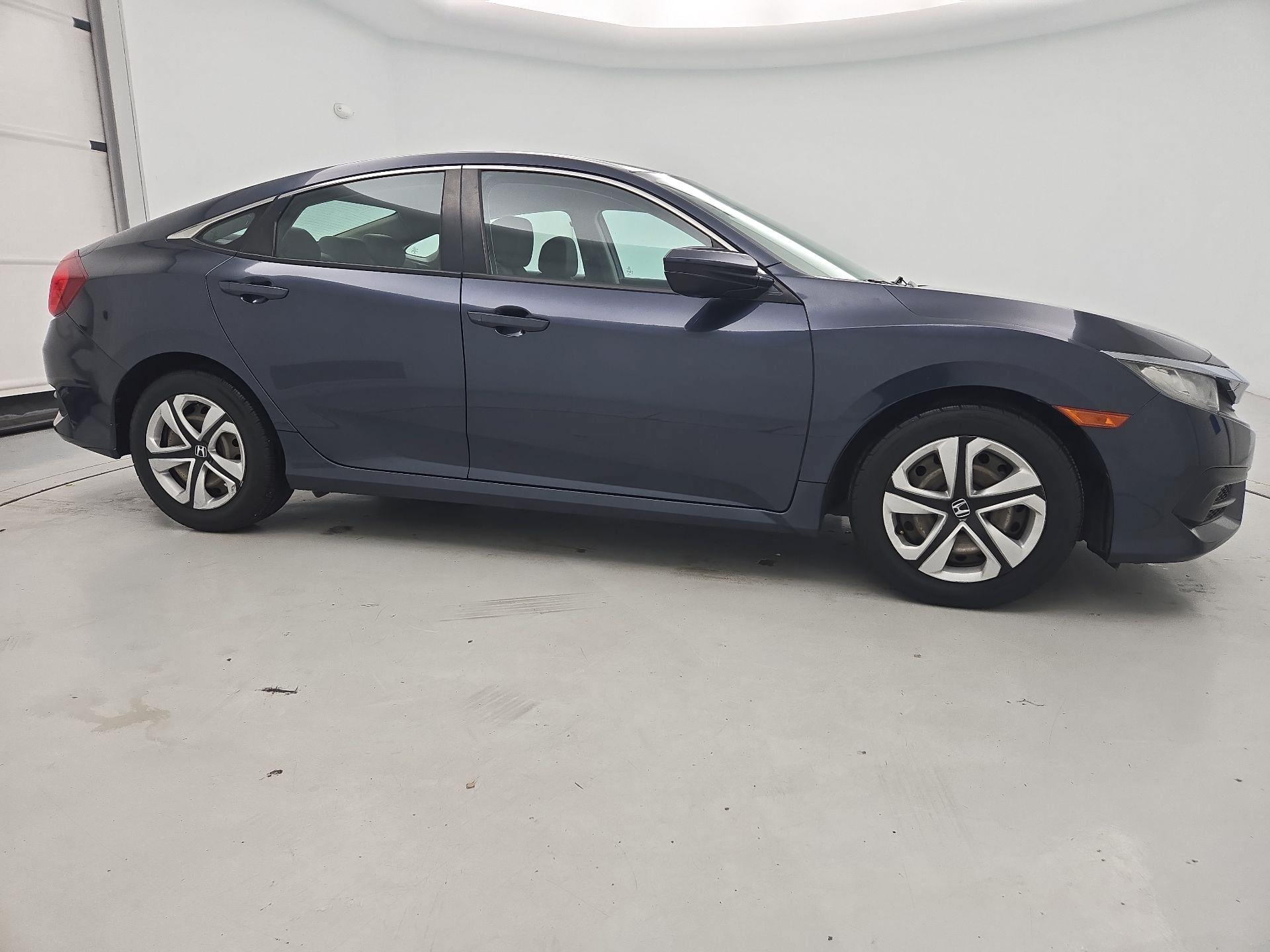 Thumbnail: 2018 Honda Civic - 4