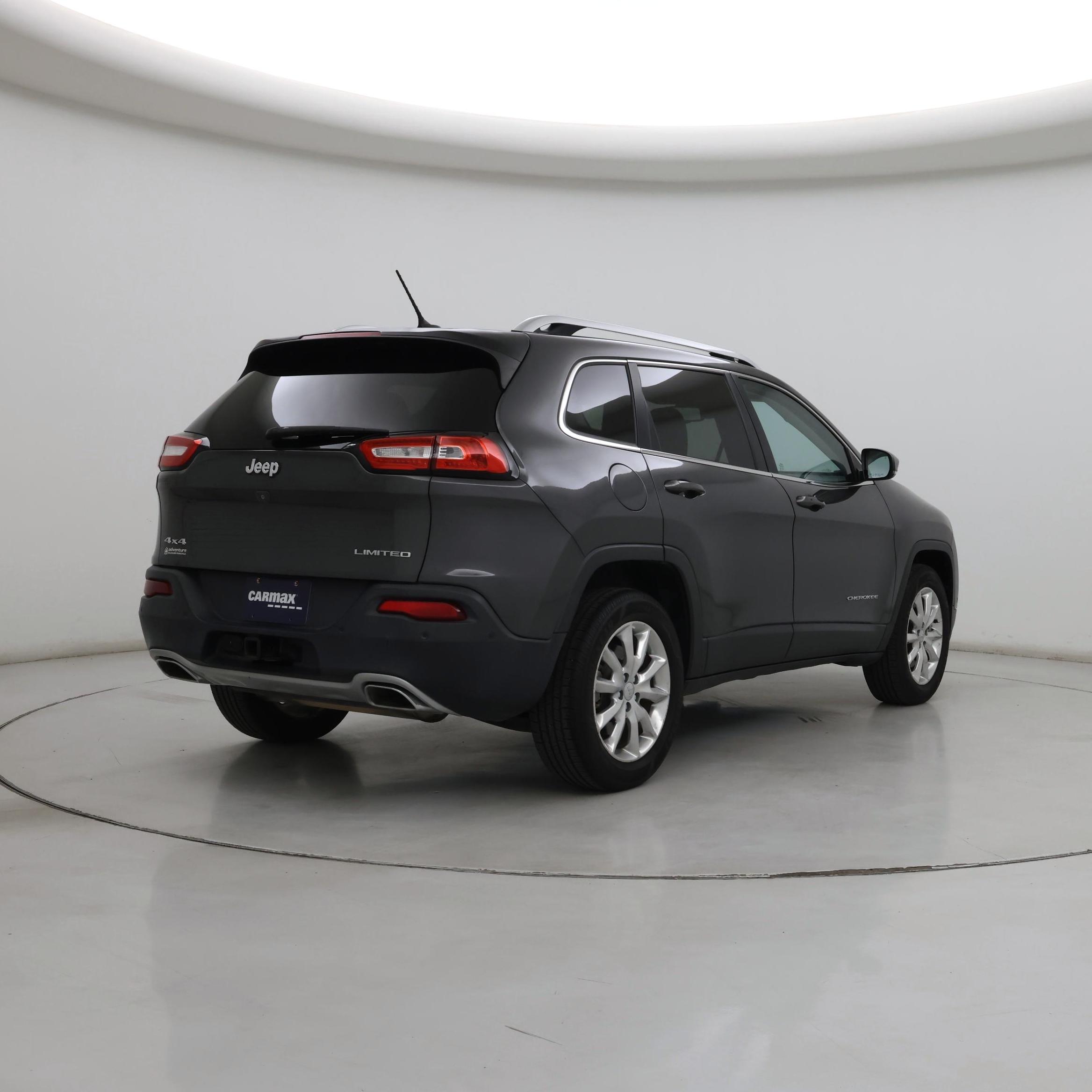 Thumbnail: 2015 Jeep Cherokee - 8