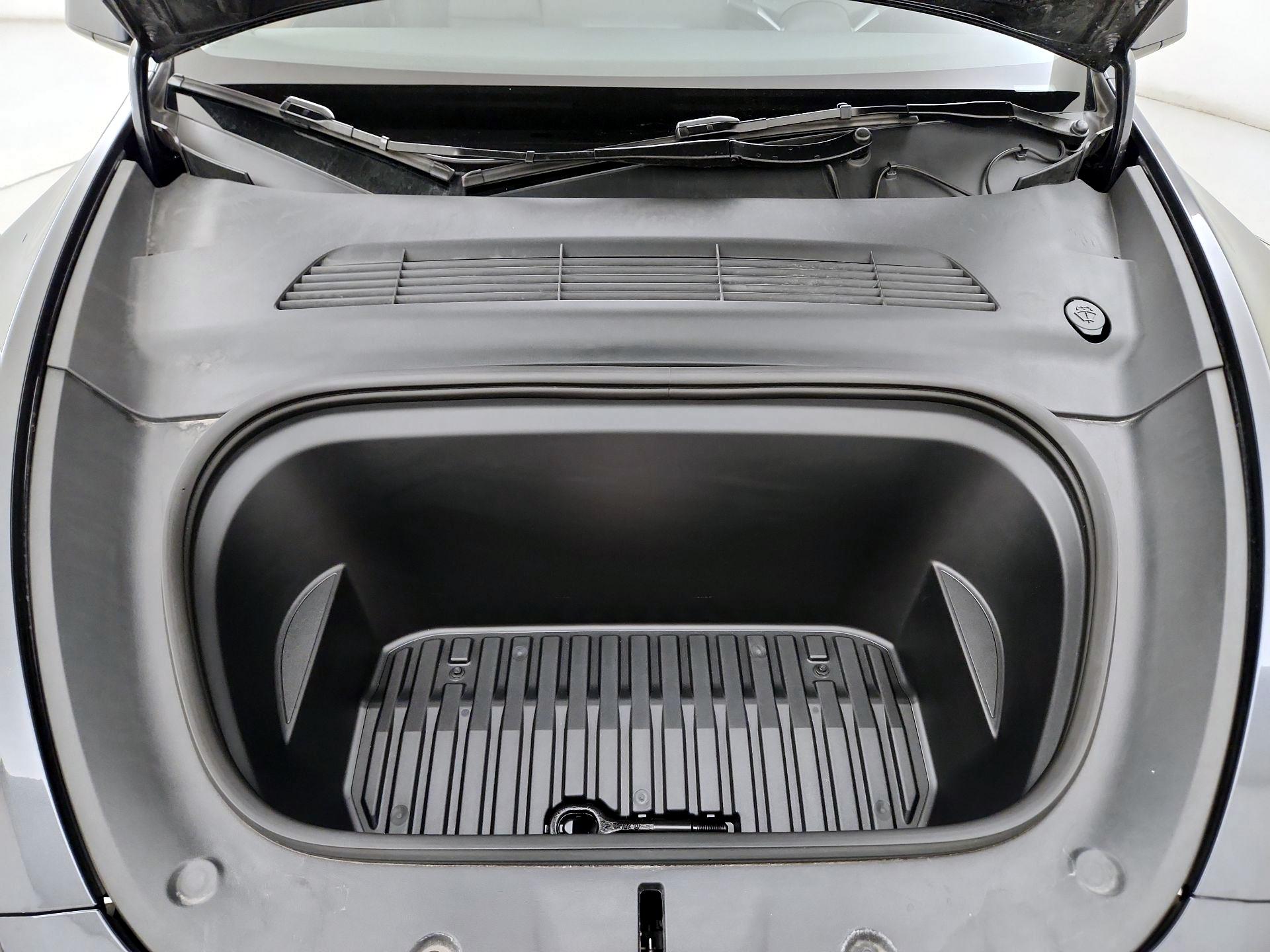 Thumbnail: 2024 Tesla Model Y - 20