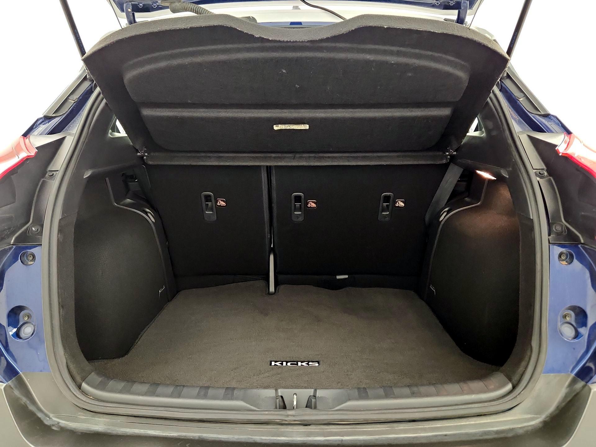 Thumbnail: 2020 Nissan Kicks - 19