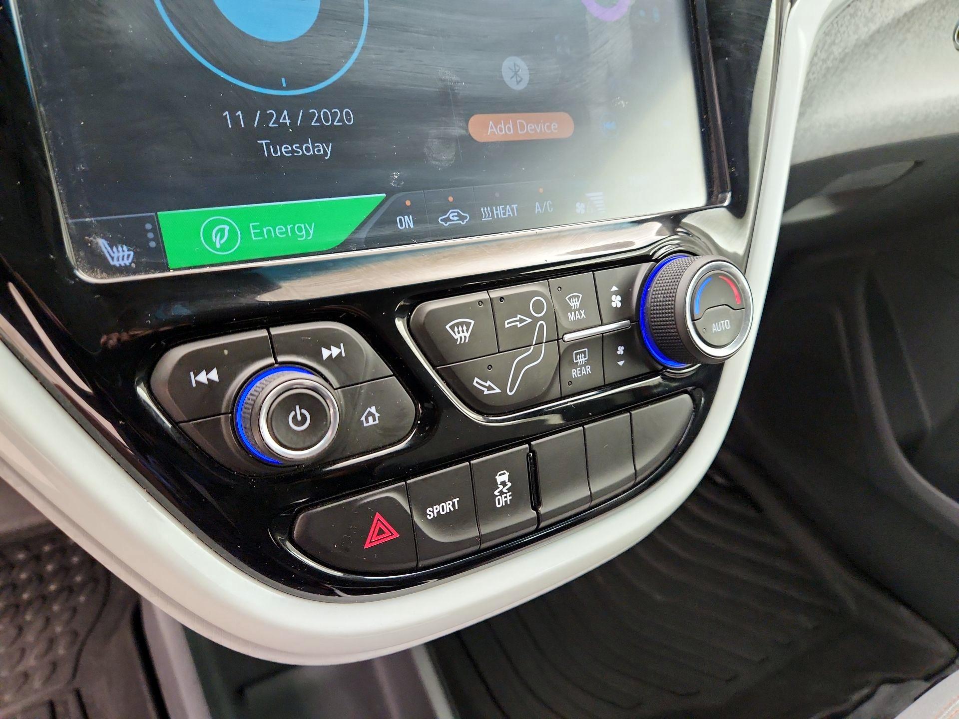 Thumbnail: 2021 Chevrolet Bolt EV - 16