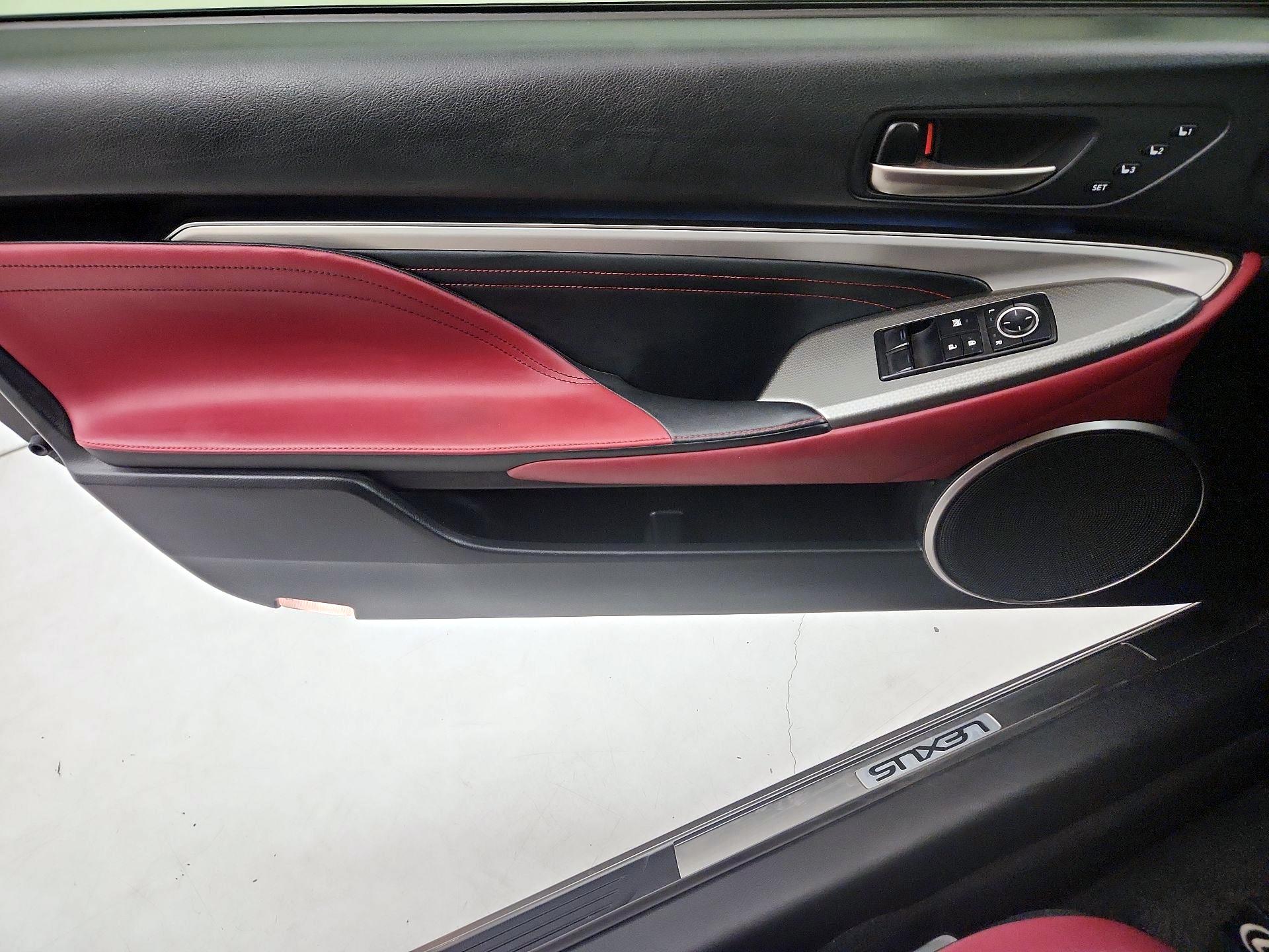 Thumbnail: 2015 Lexus RC - 12