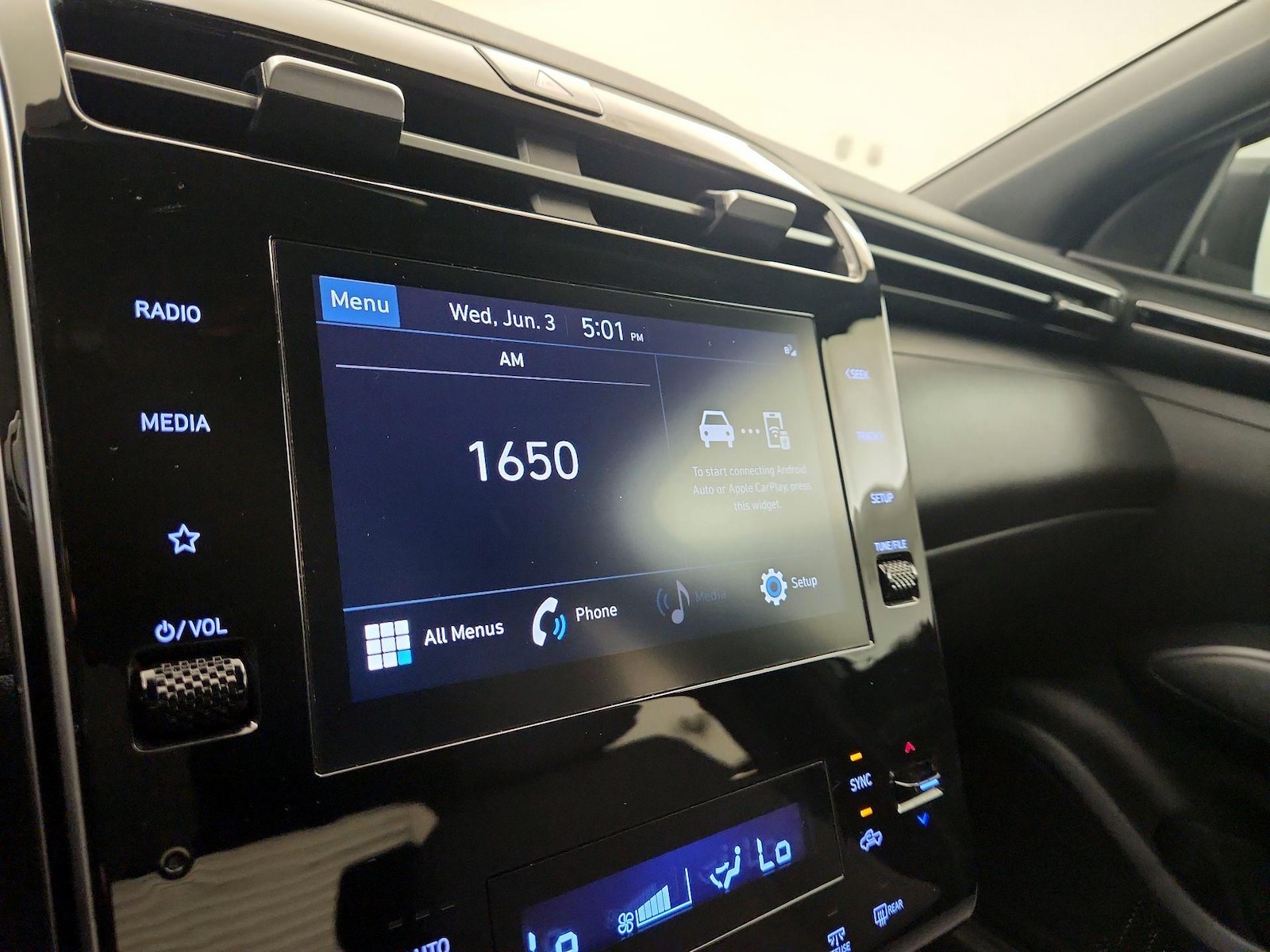2024 Hyundai Santa Cruz SEL - Photo 16