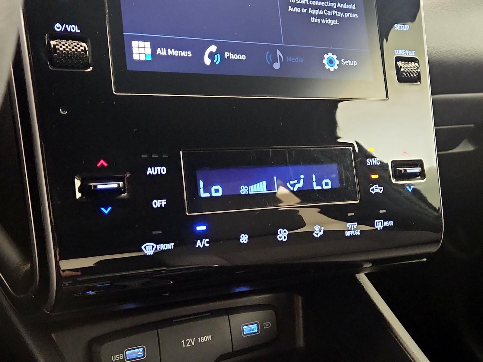 2024 Hyundai Santa Cruz SEL - Photo 17