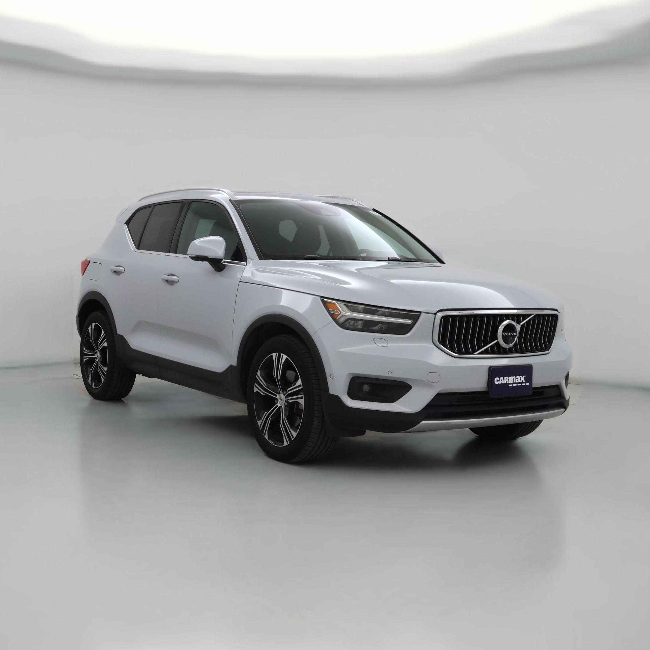 Thumbnail: 2020 Volvo XC40 - 1