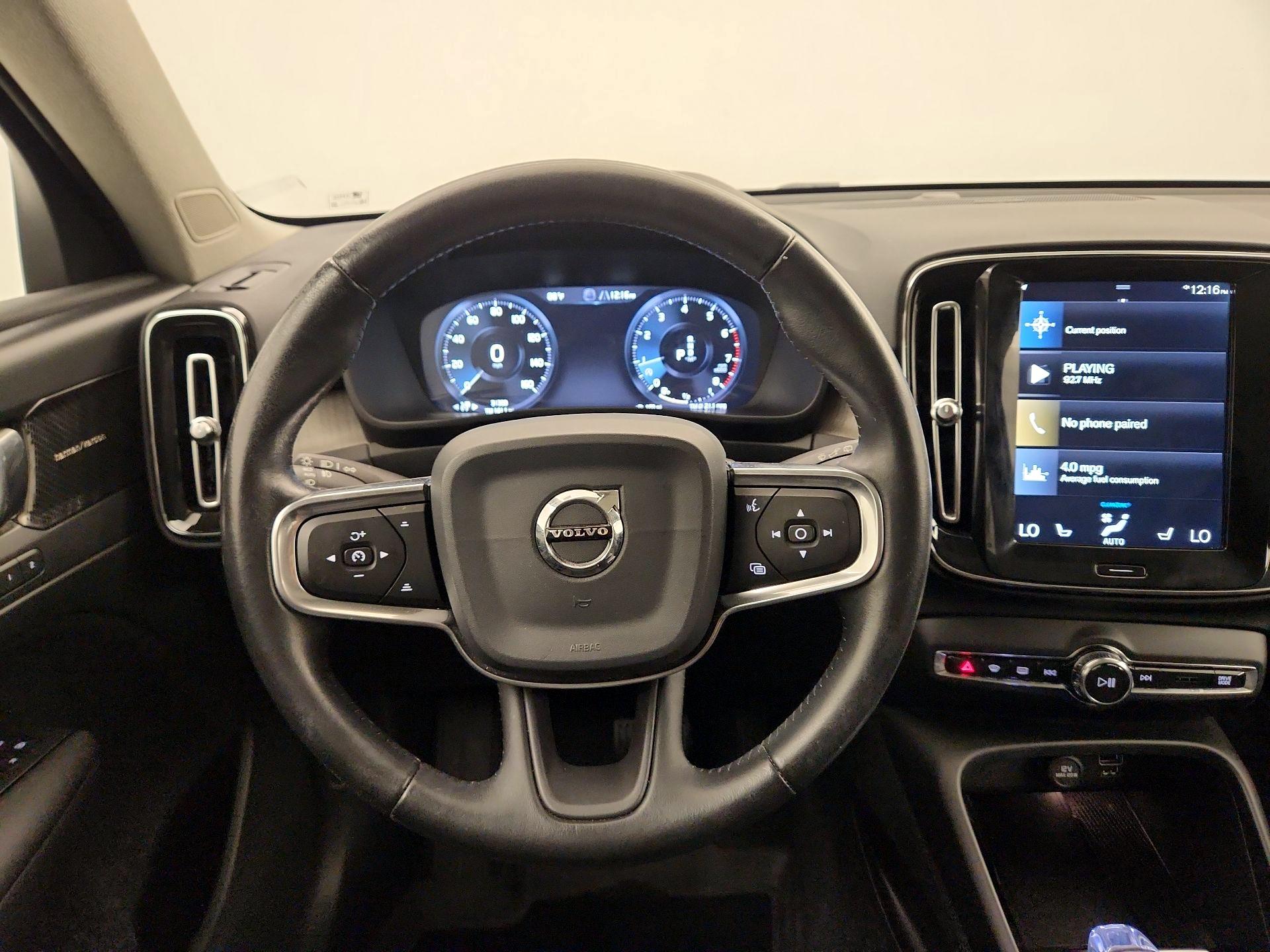 Thumbnail: 2020 Volvo XC40 - 10