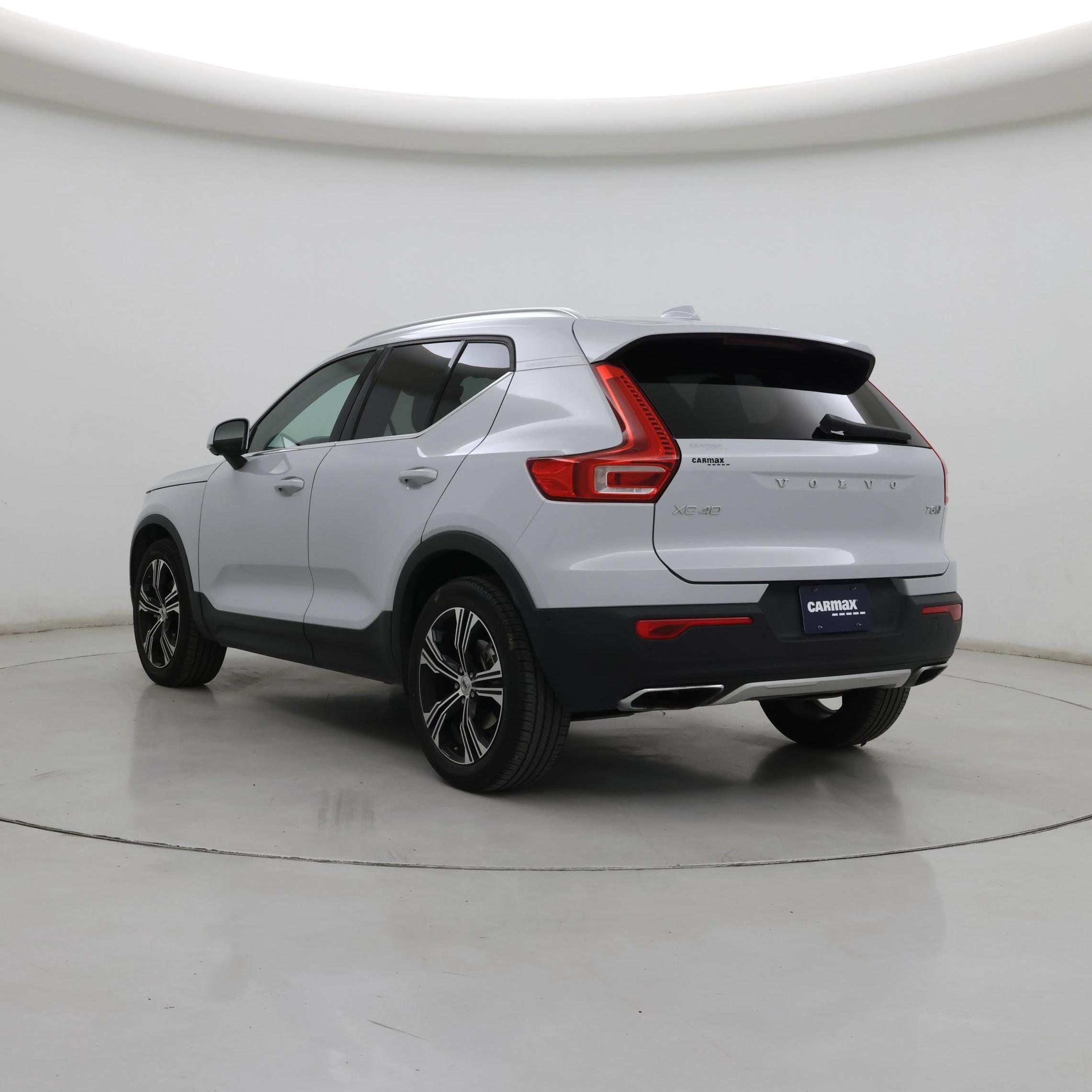 Thumbnail: 2020 Volvo XC40 - 2
