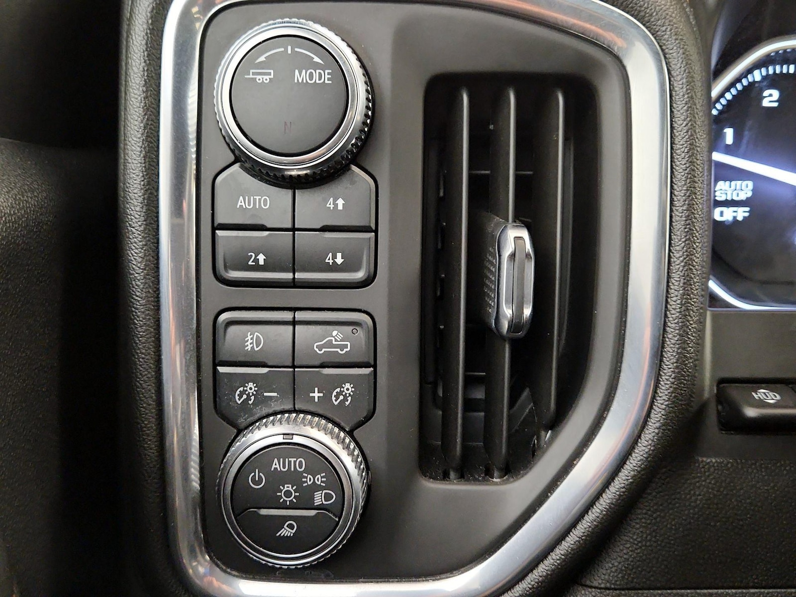 2021 GMC Sierra 1500 AT4 - Photo 14