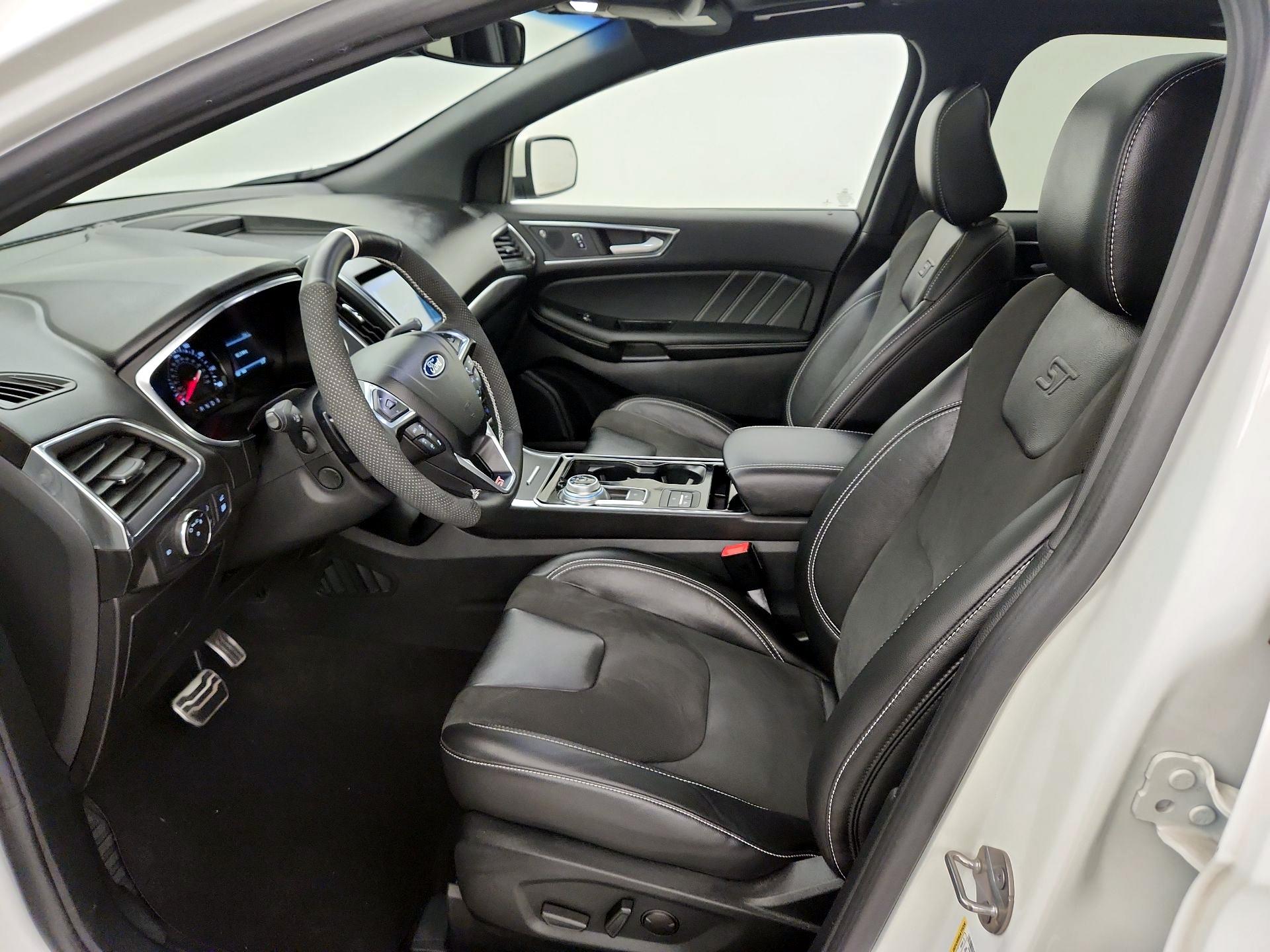 Thumbnail: 2020 Ford Edge - 11