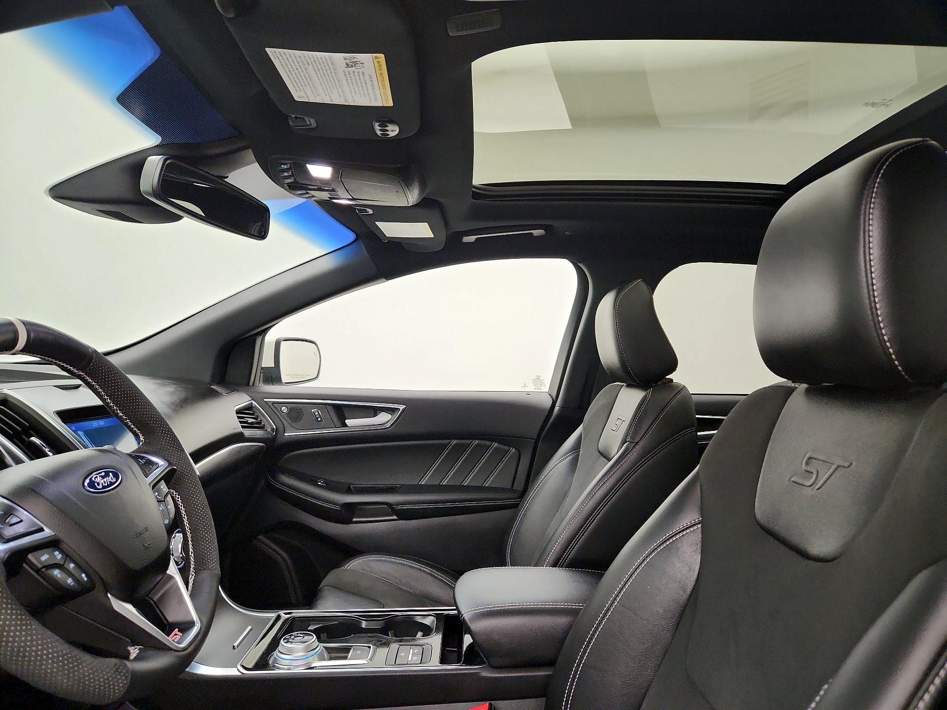 Thumbnail: 2020 Ford Edge - 20