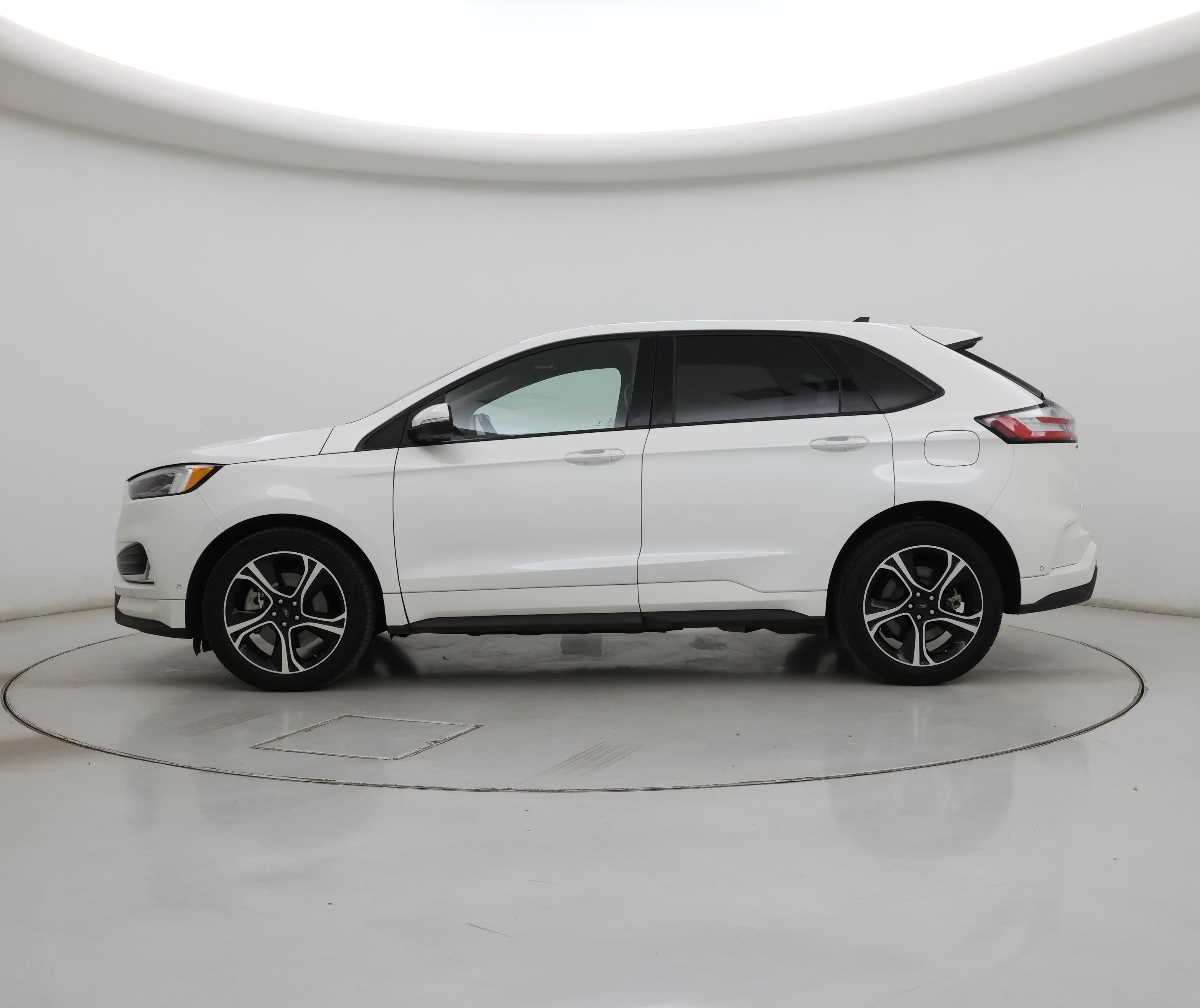 Thumbnail: 2020 Ford Edge - 3