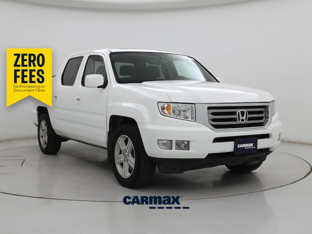 White 2014 Honda Ridgeline Pickup Truck Four-Wheel Drive Automatic