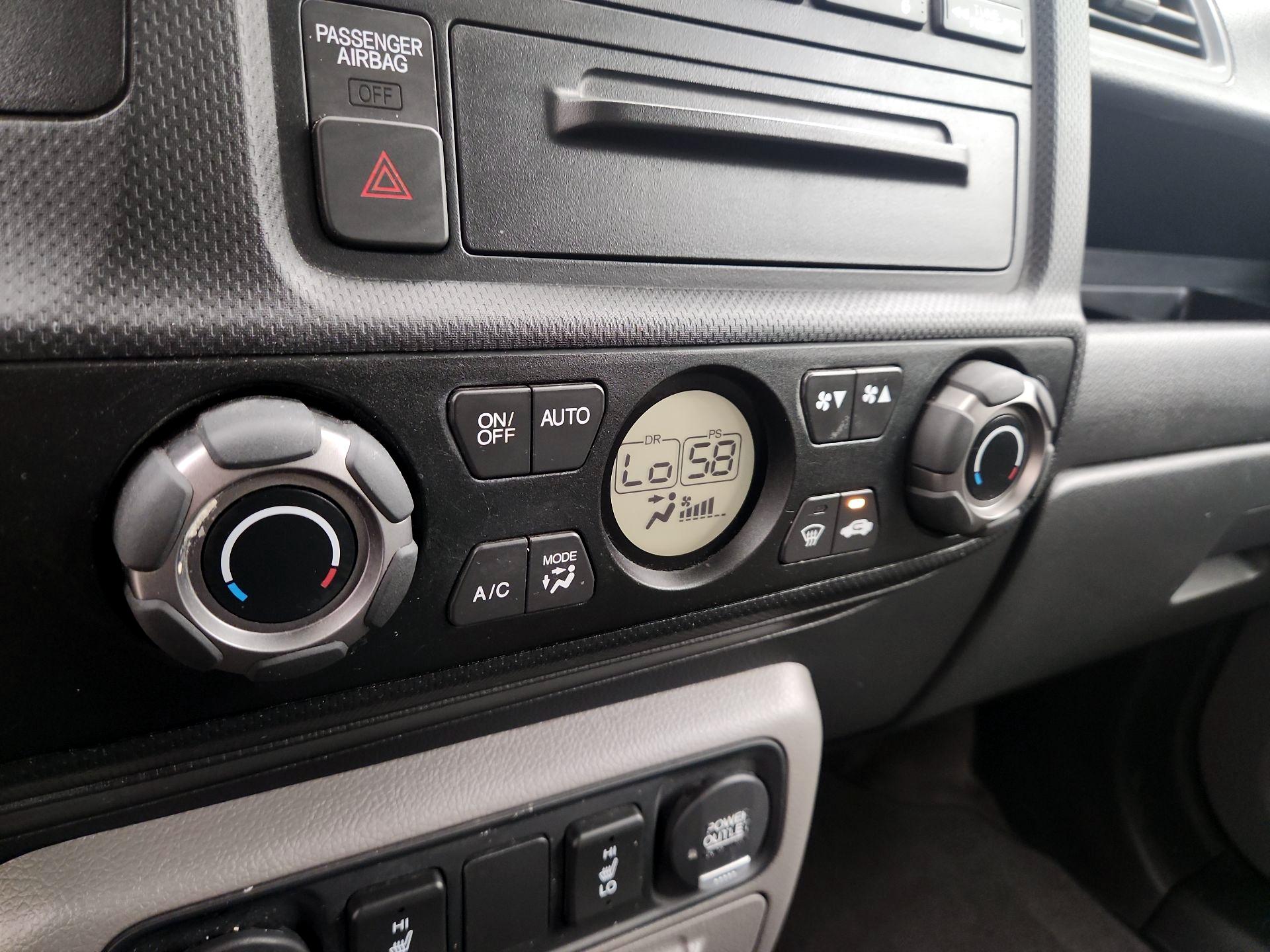 Thumbnail: 2014 Honda Ridgeline - 16
