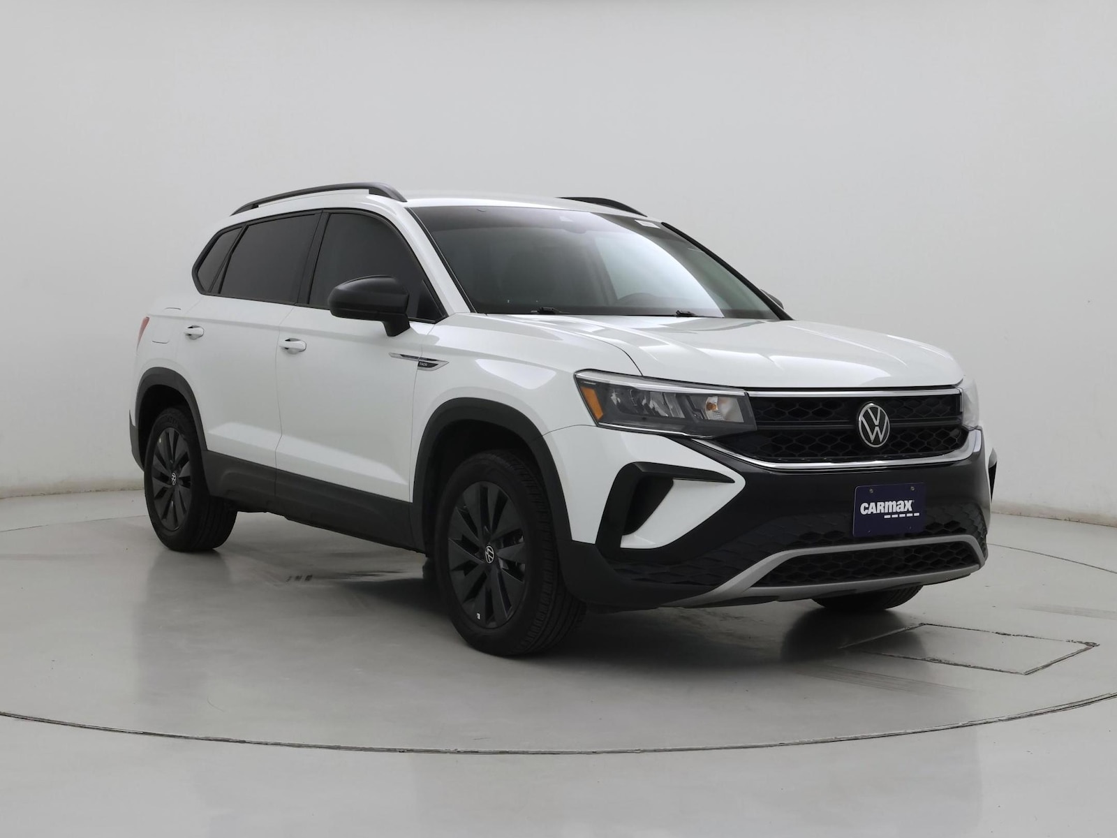 2024 Volkswagen Taos S - Photo 2