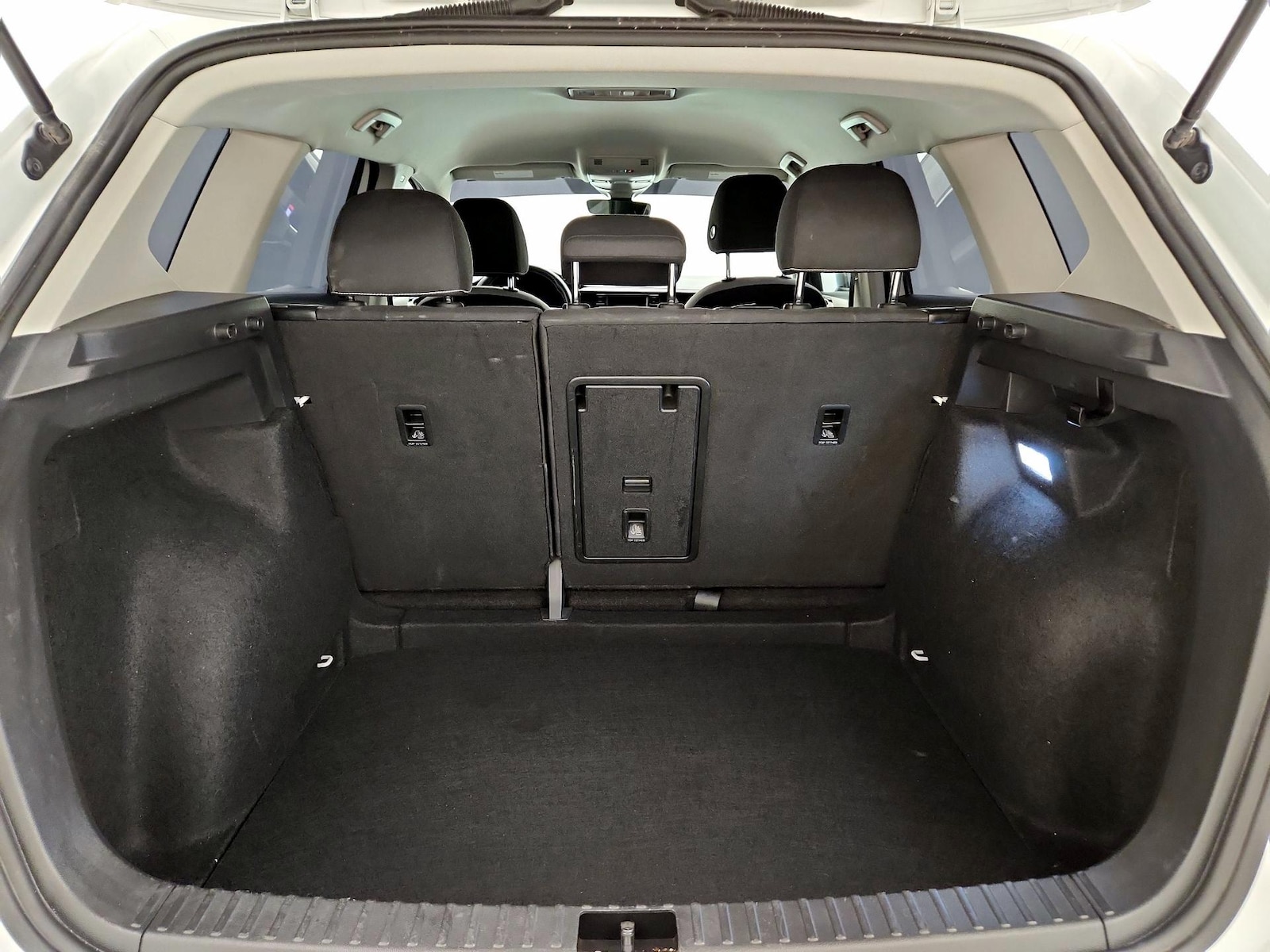 2024 Volkswagen Taos S - Photo 21