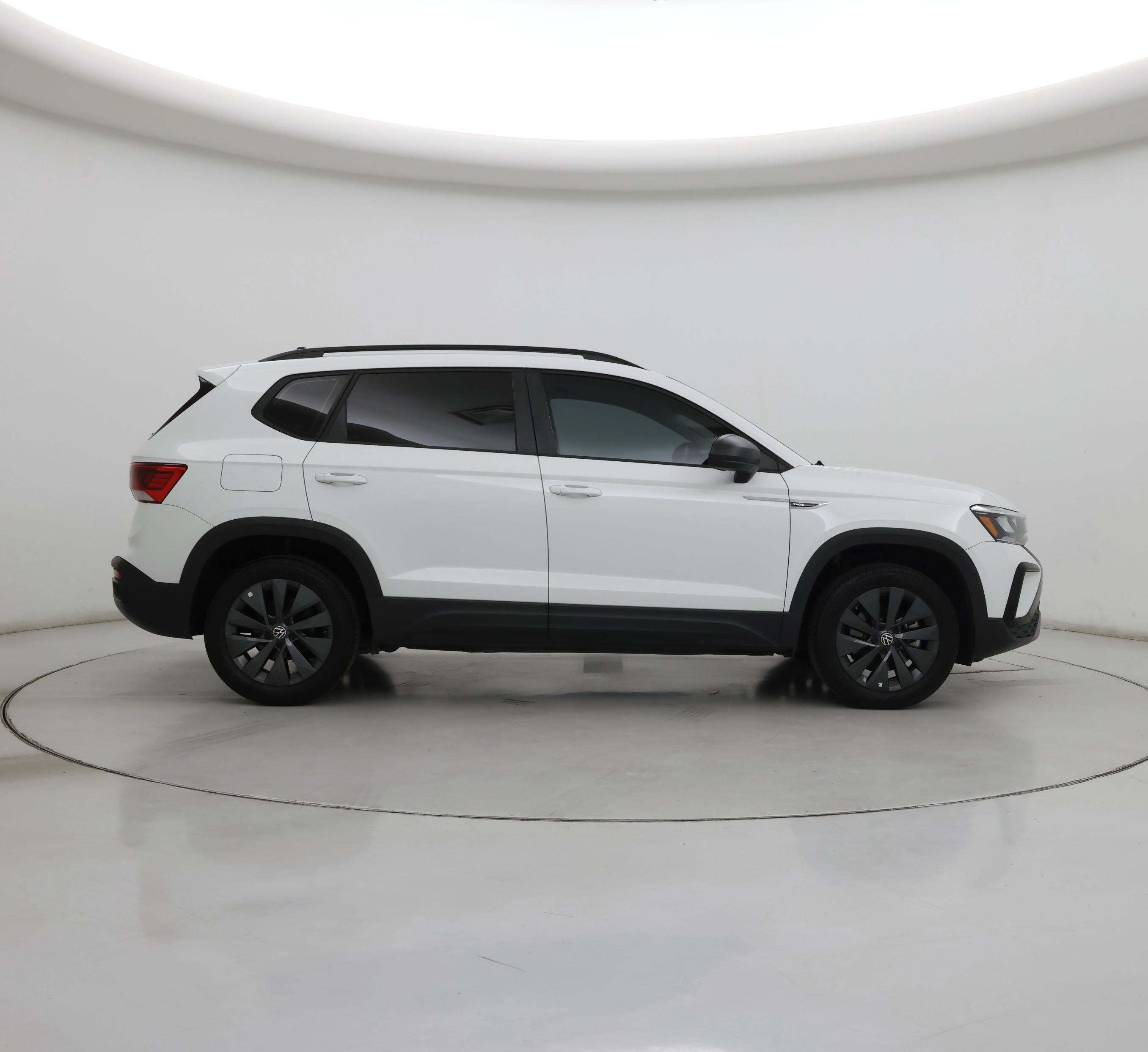 Thumbnail: 2024 Volkswagen Taos - 7