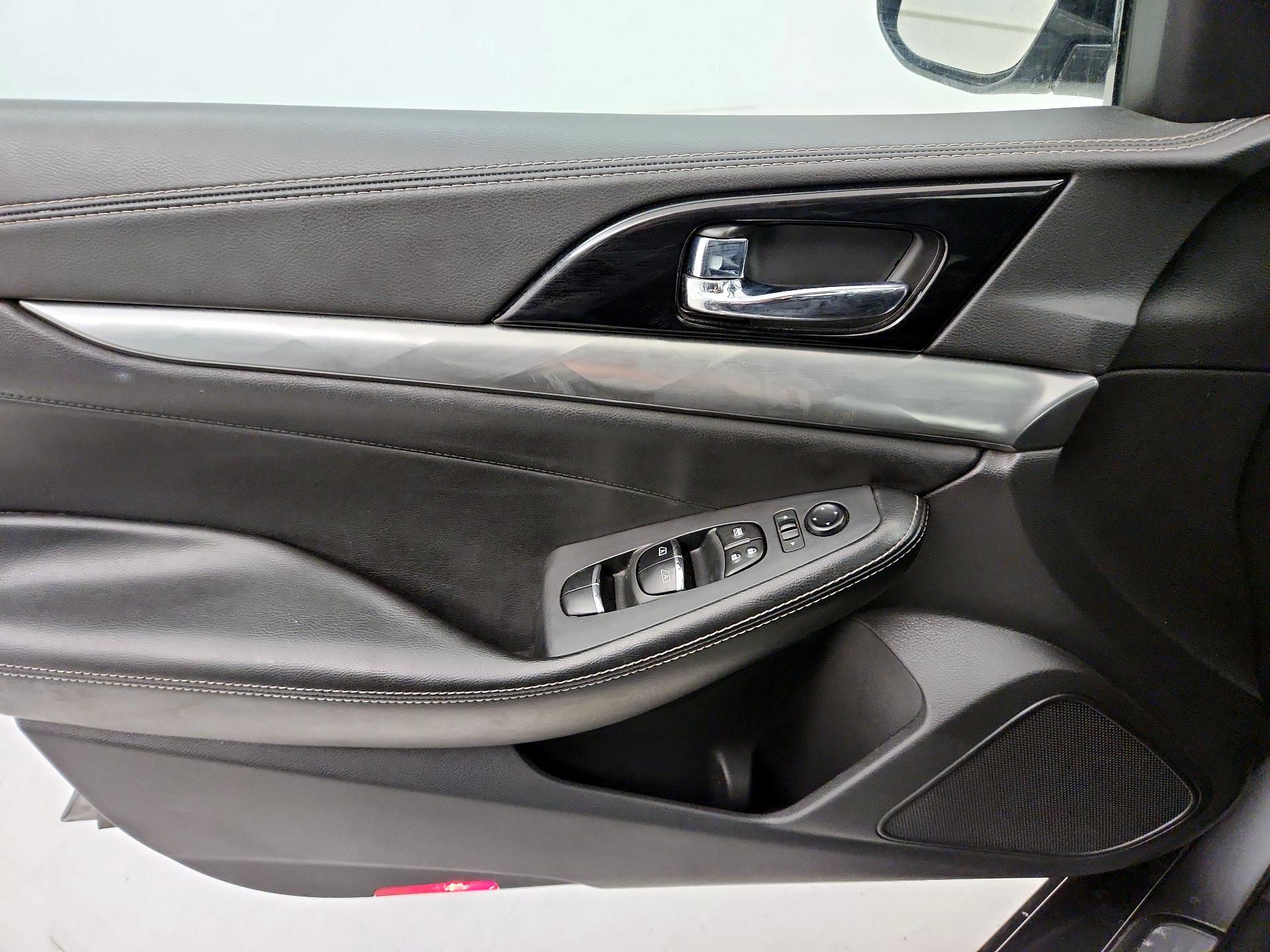 Thumbnail: 2020 Nissan Maxima - 12