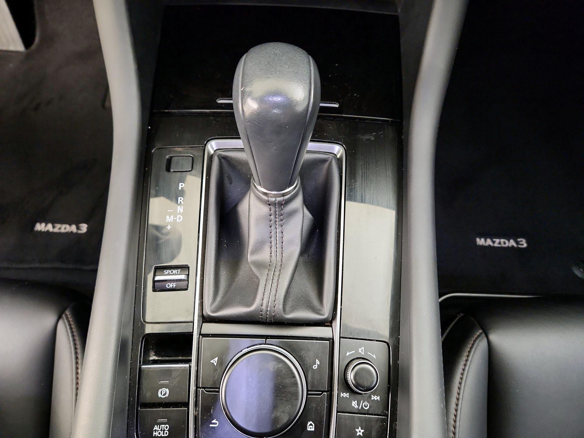 Thumbnail: 2019 Mazda Mazda3 - 17