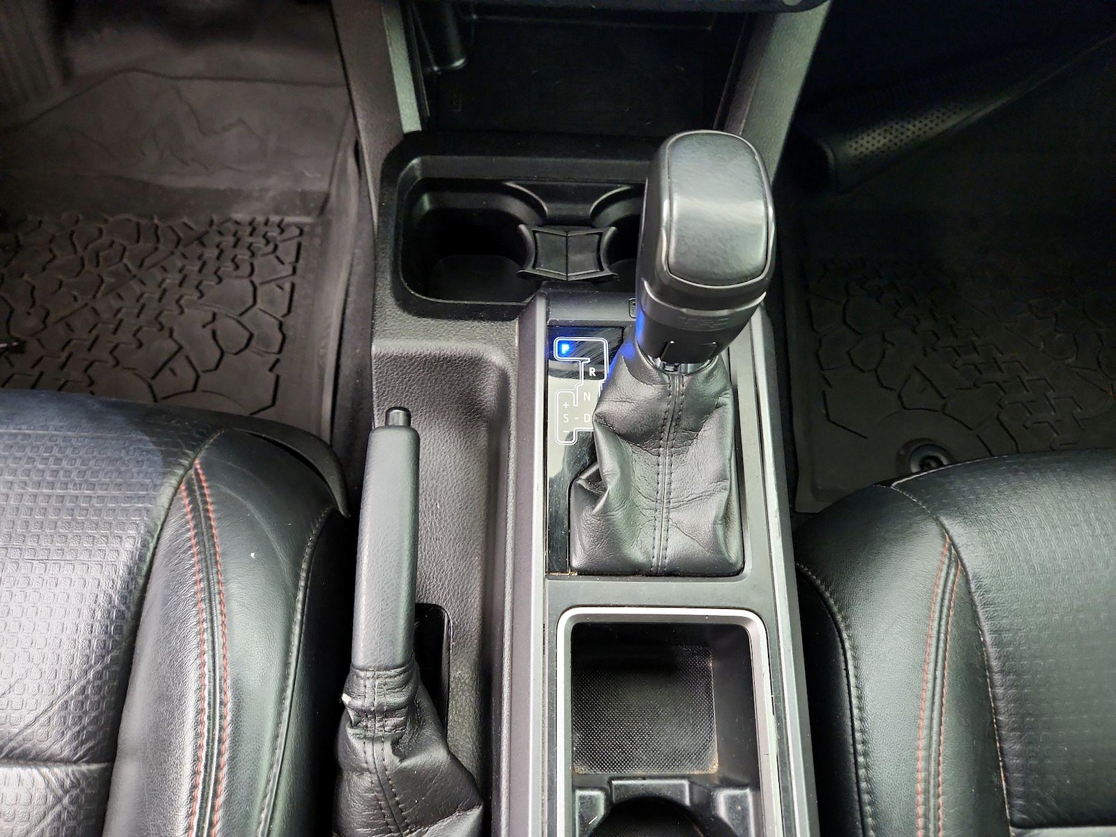 2021 Toyota Tacoma TRD Pro - Photo 19