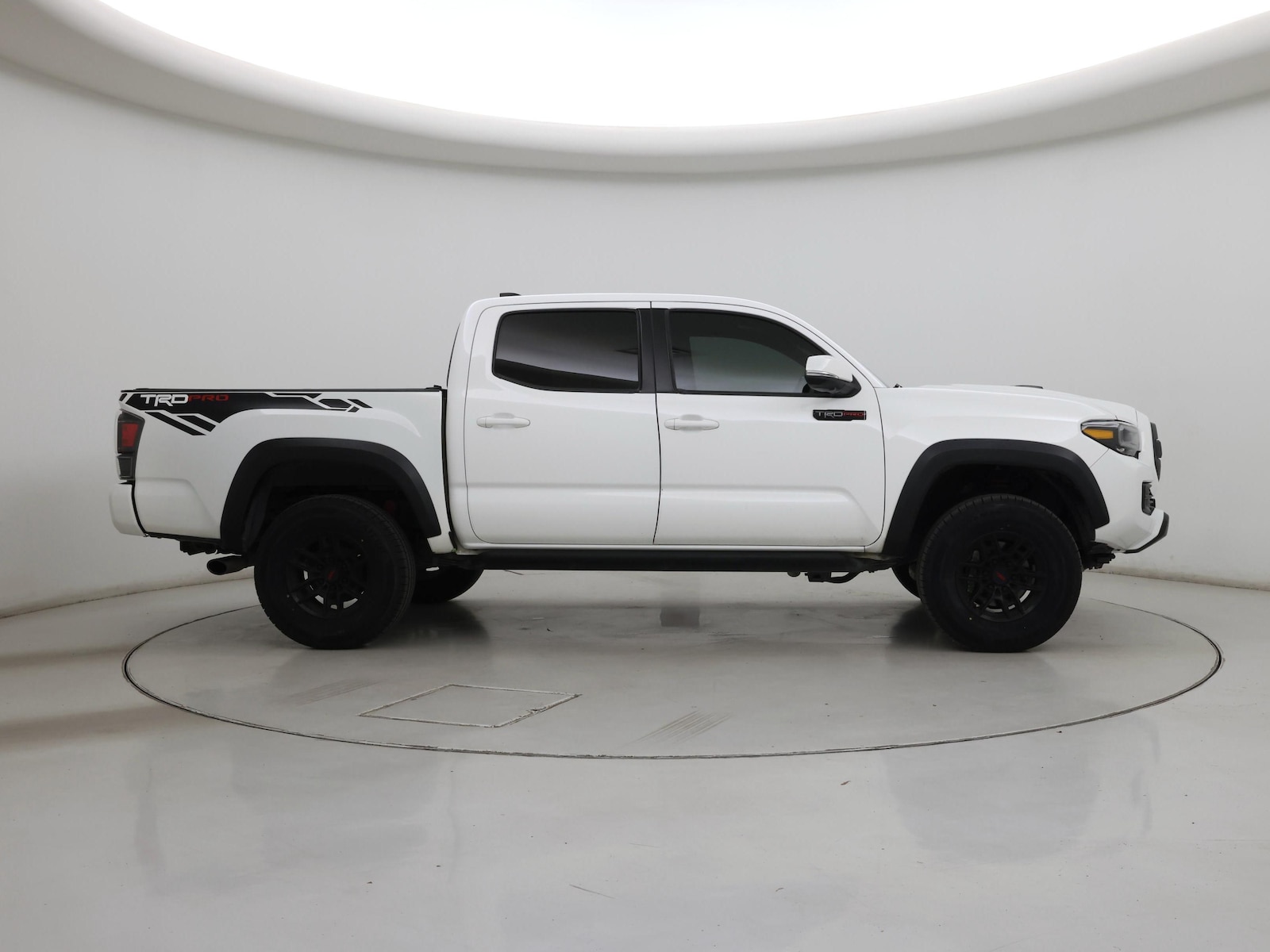 2021 Toyota Tacoma TRD Pro - Photo 8