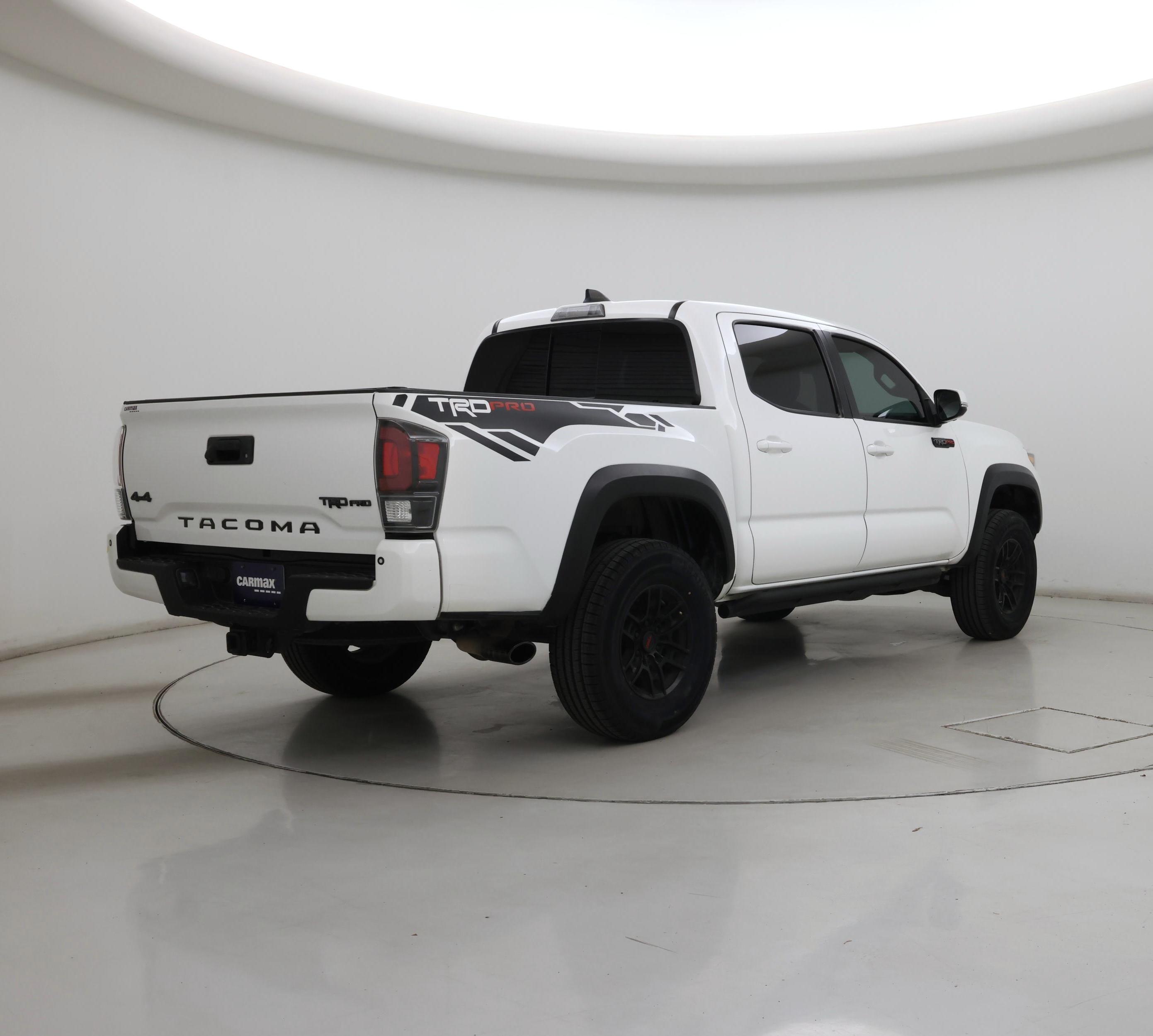 Thumbnail: 2021 Toyota Tacoma - 8