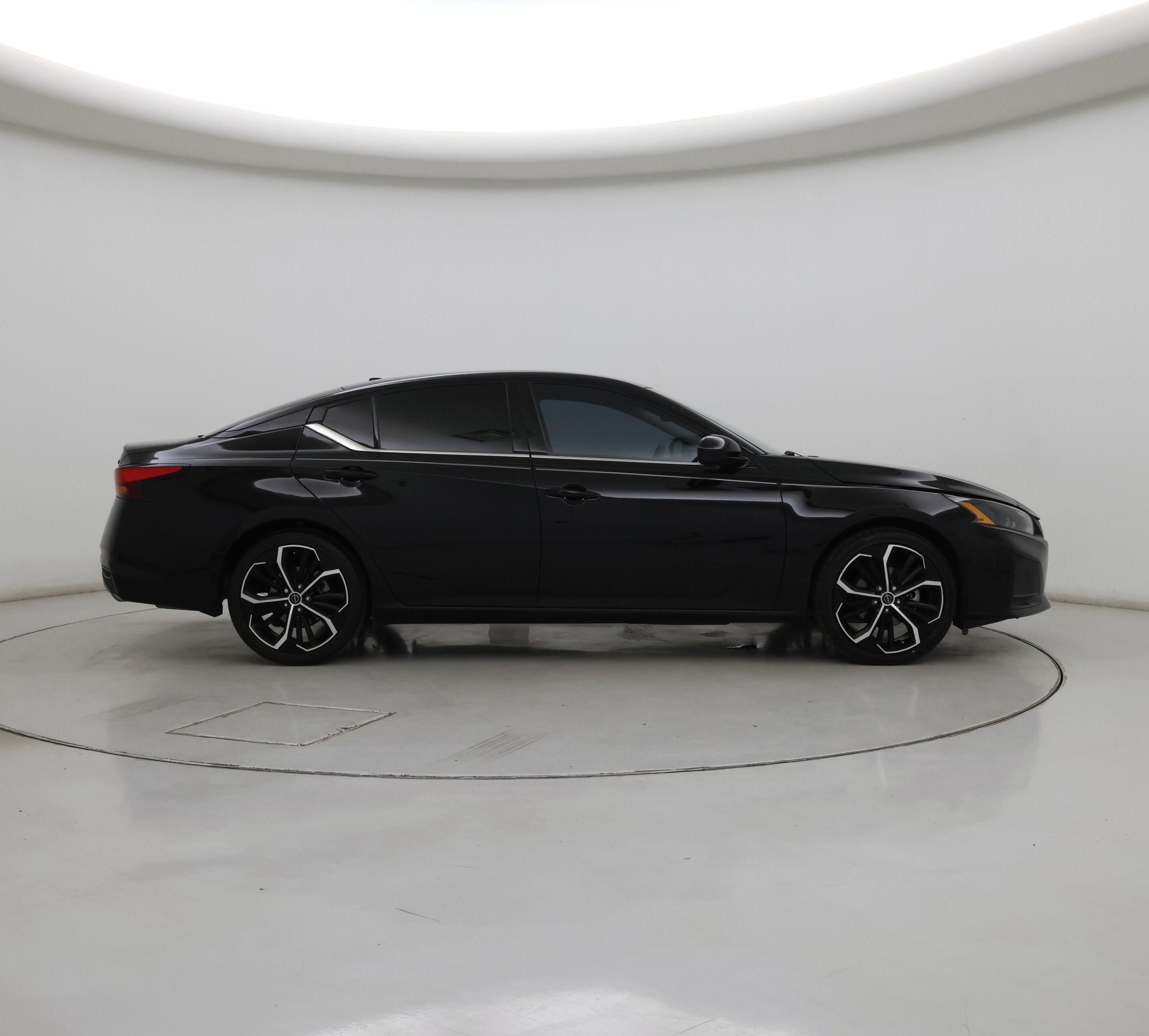 Thumbnail: 2024 Nissan Altima - 7