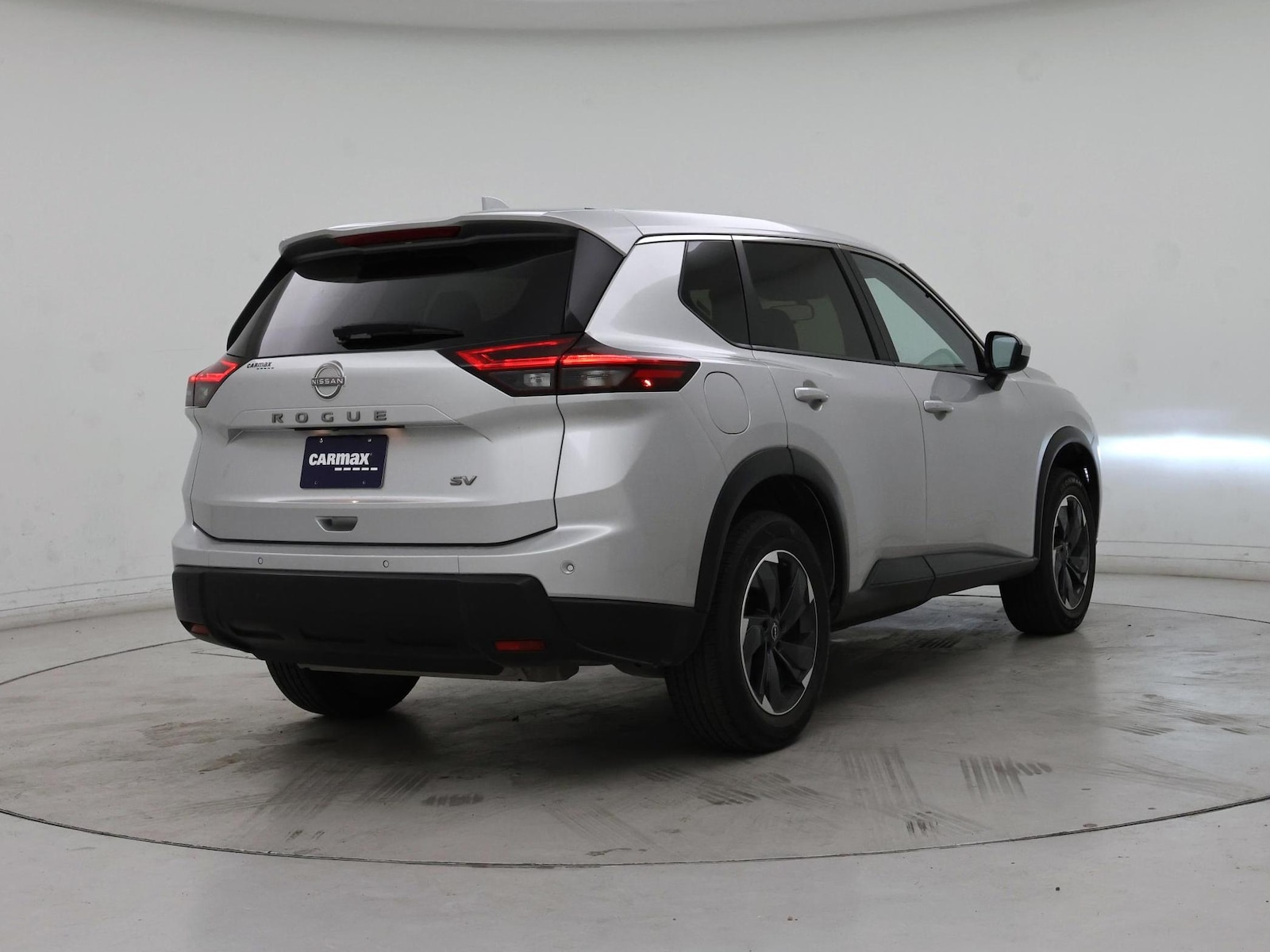 2024 Nissan Rogue SV - Photo 9