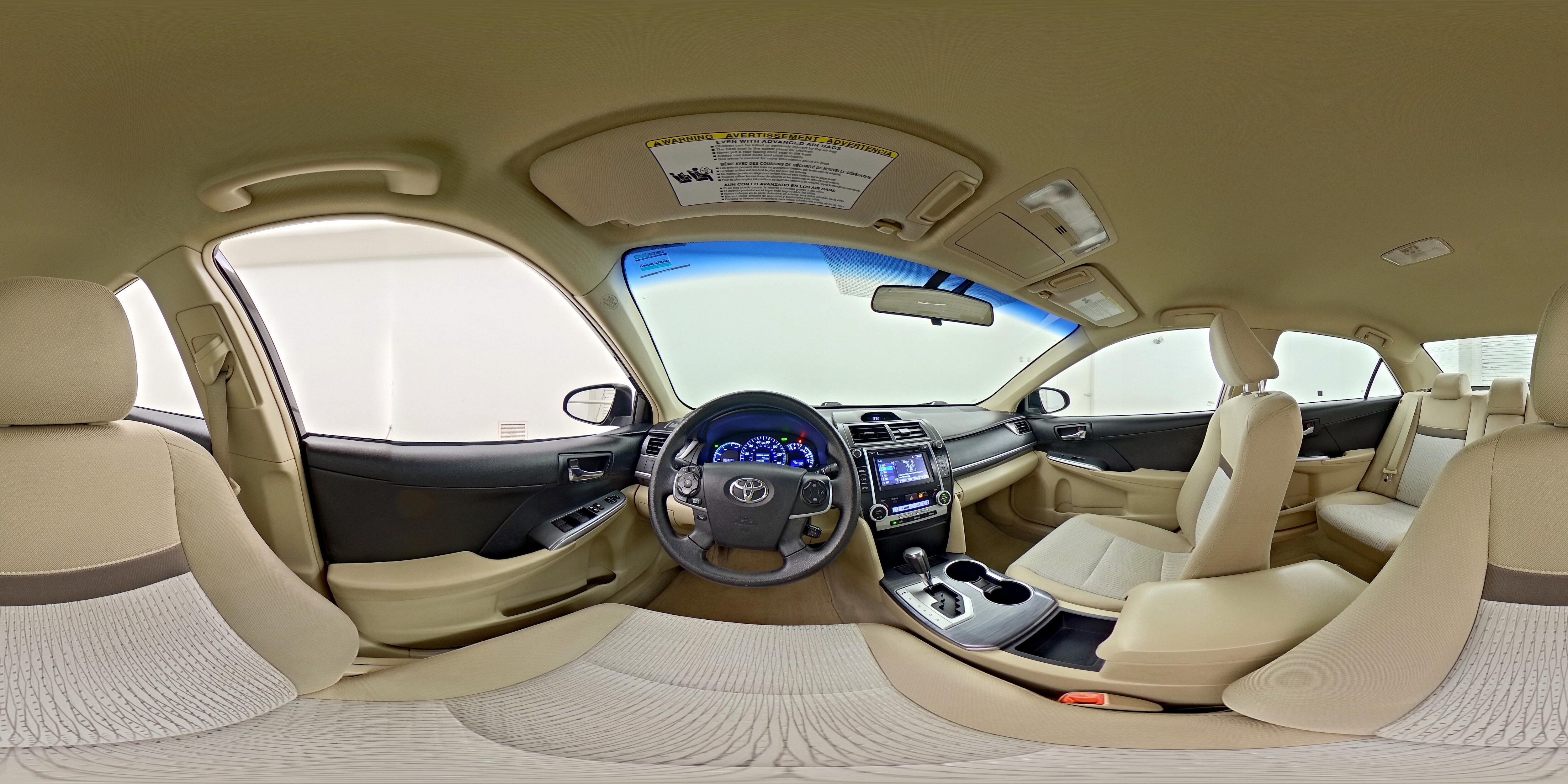 2014 Toyota Camry XLE Hybrid - Photo 27