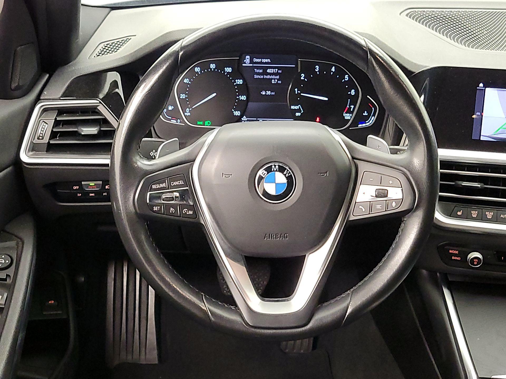 Thumbnail: 2021 BMW 3 Series - 10