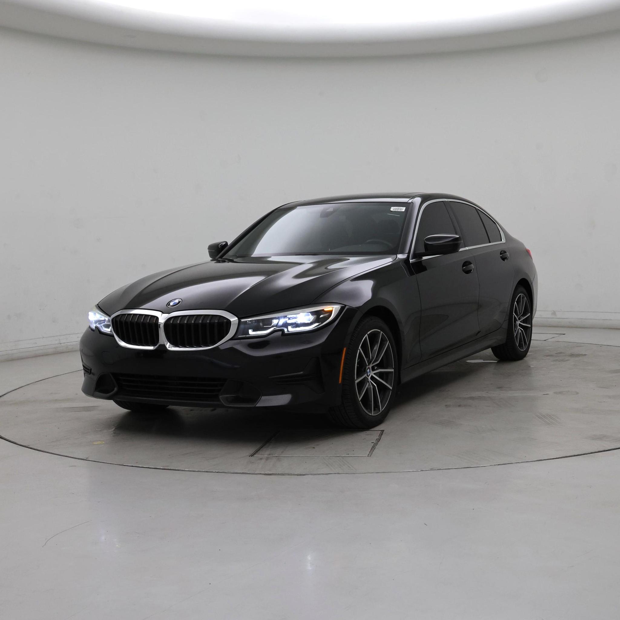 Thumbnail: 2021 BMW 3 Series - 4