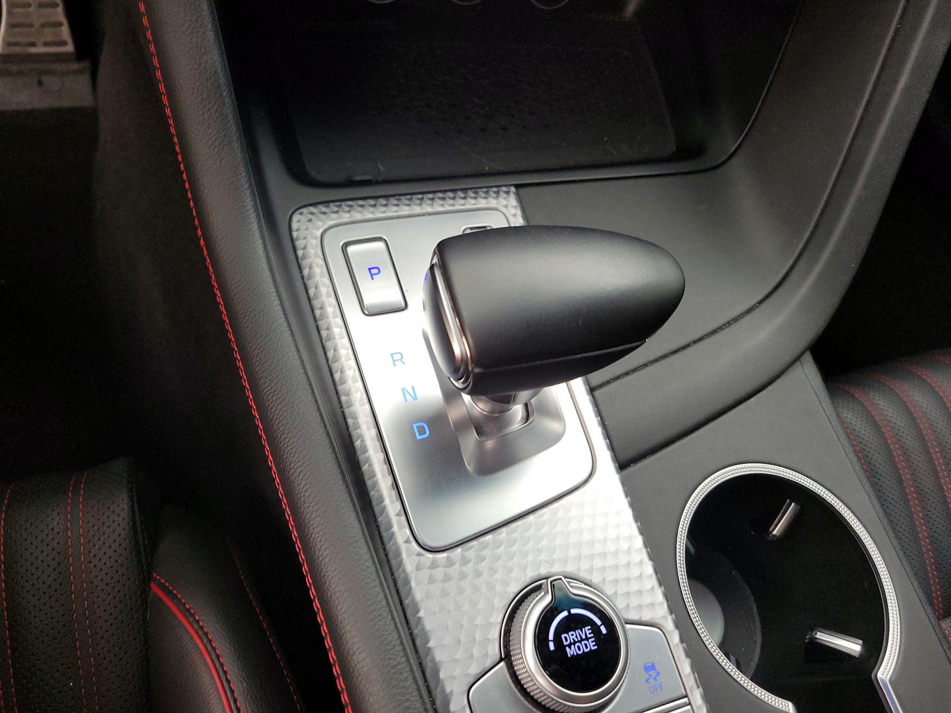 Thumbnail: 2023 Genesis G70 - 15