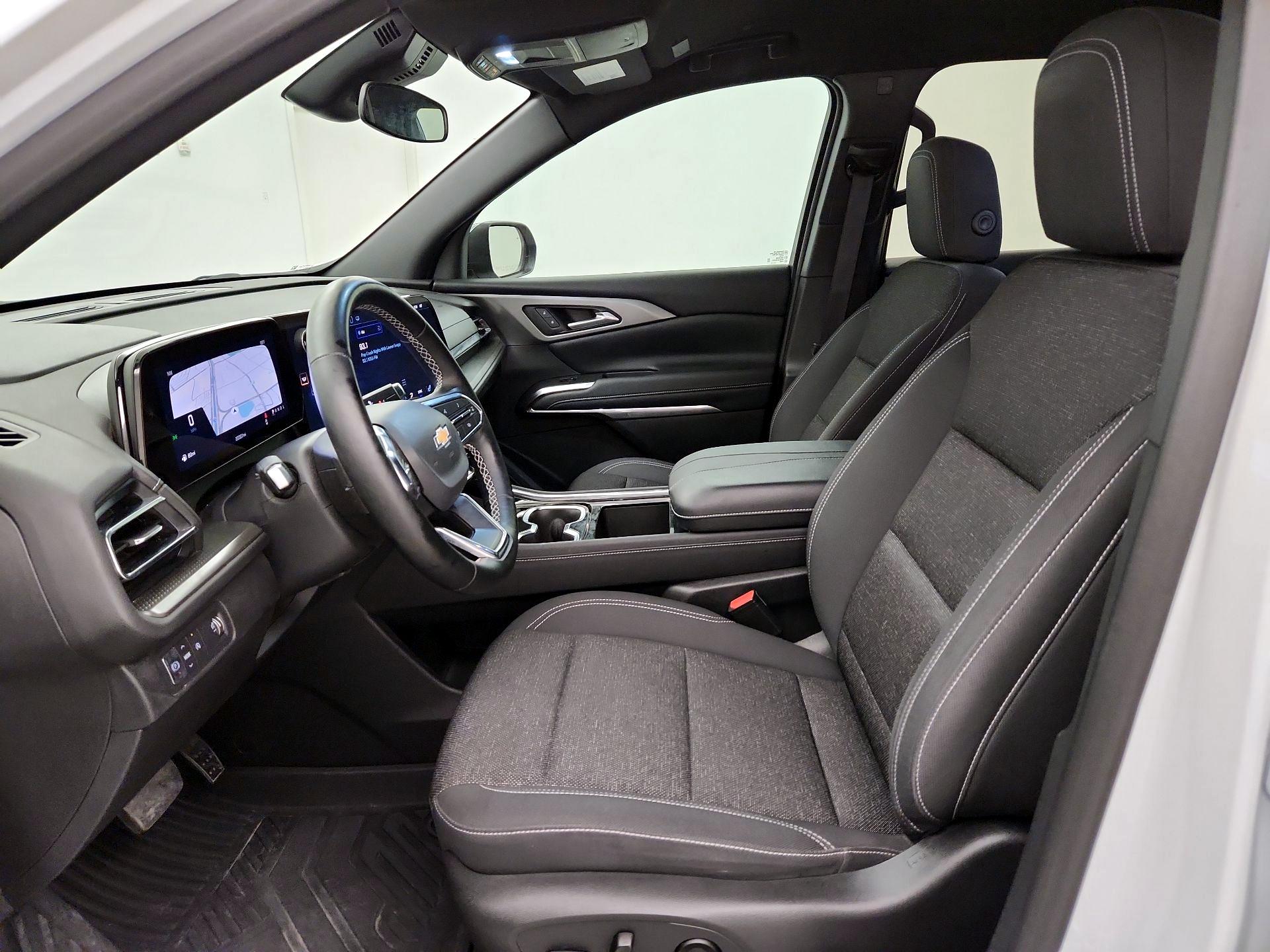 Thumbnail: 2025 Chevrolet Traverse - 11