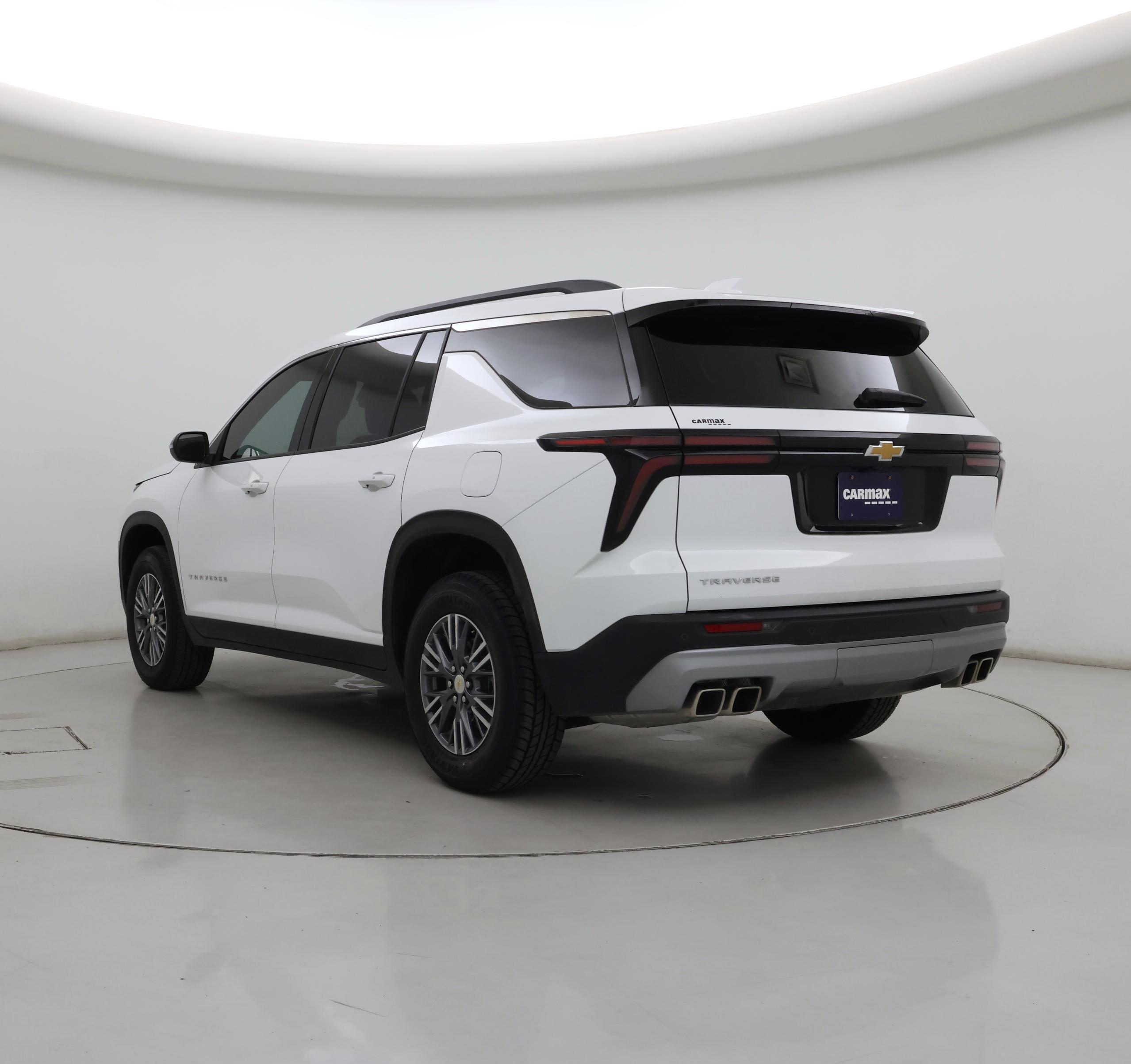Thumbnail: 2025 Chevrolet Traverse - 2