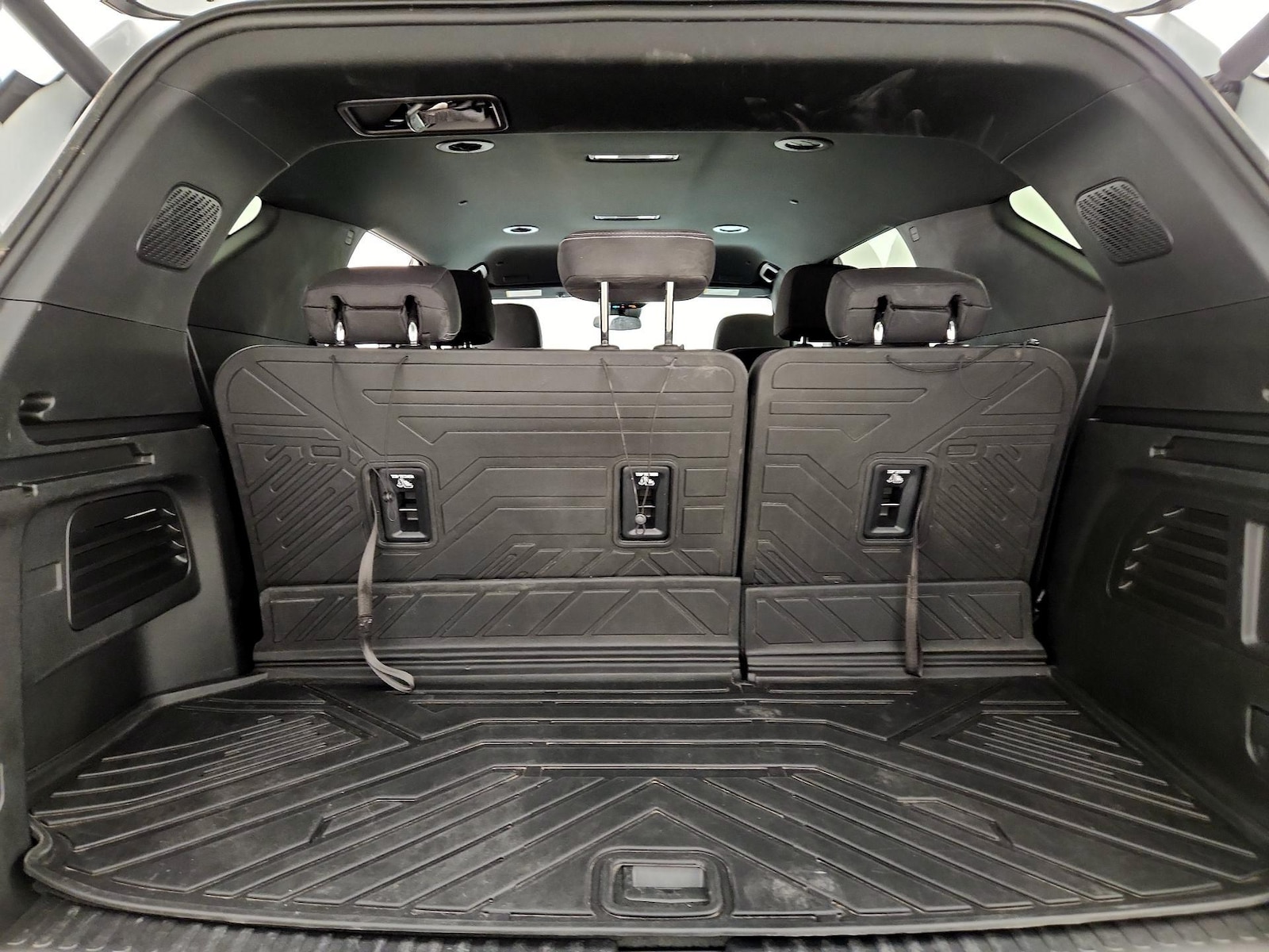 2025 Chevrolet Traverse LT - Photo 22