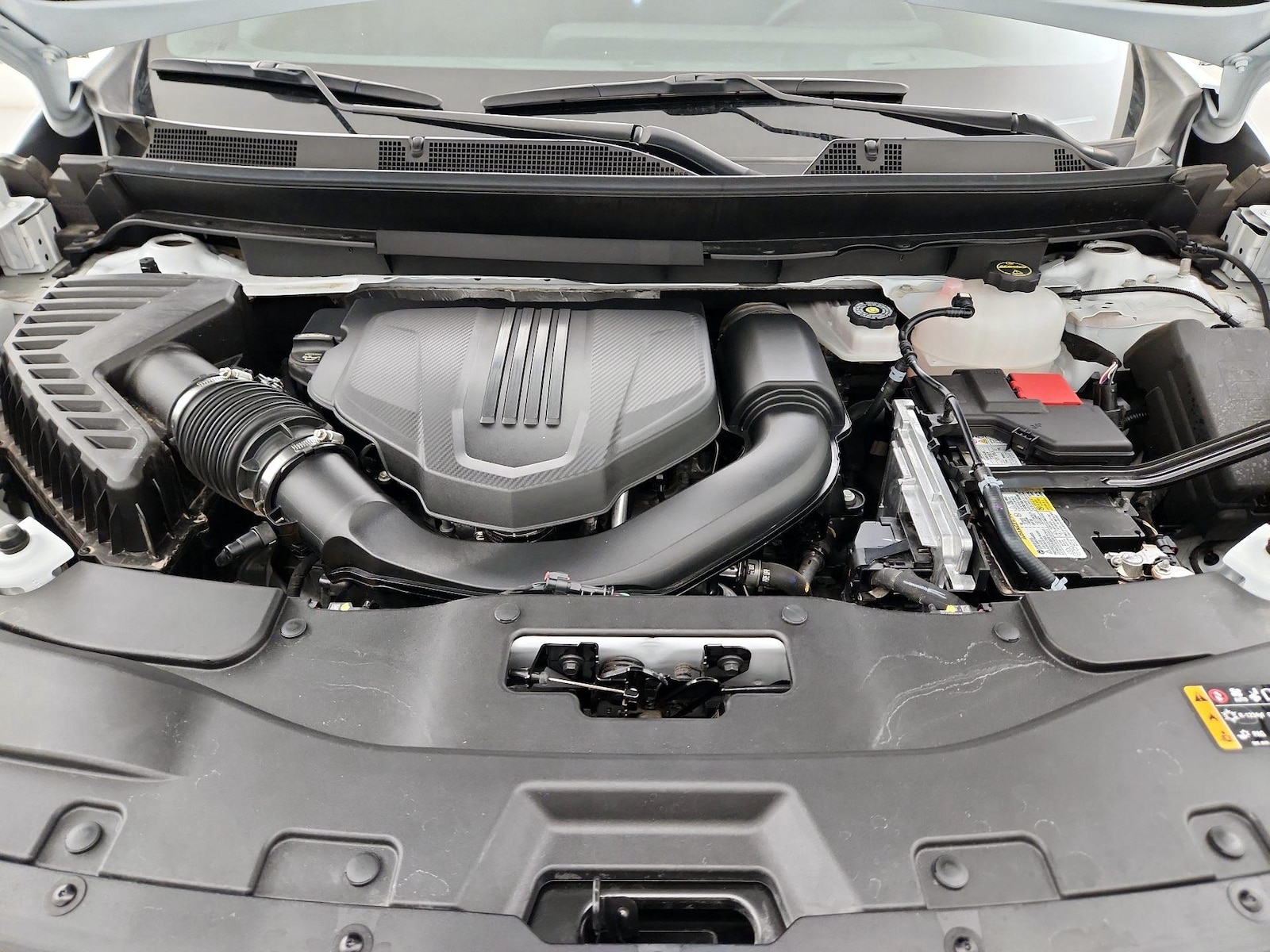 2025 Chevrolet Traverse LT - Photo 24