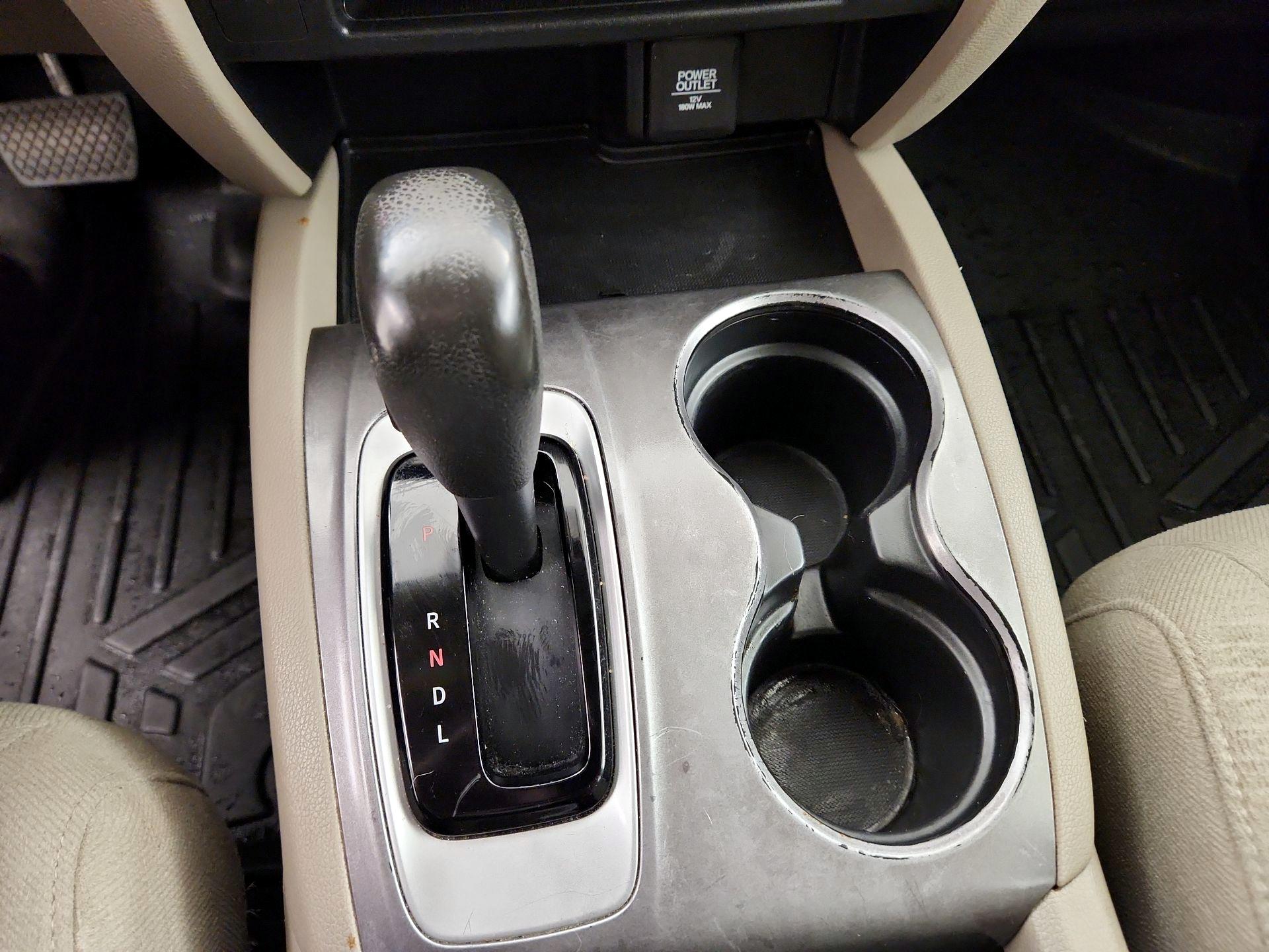 Thumbnail: 2016 Honda Pilot - 17