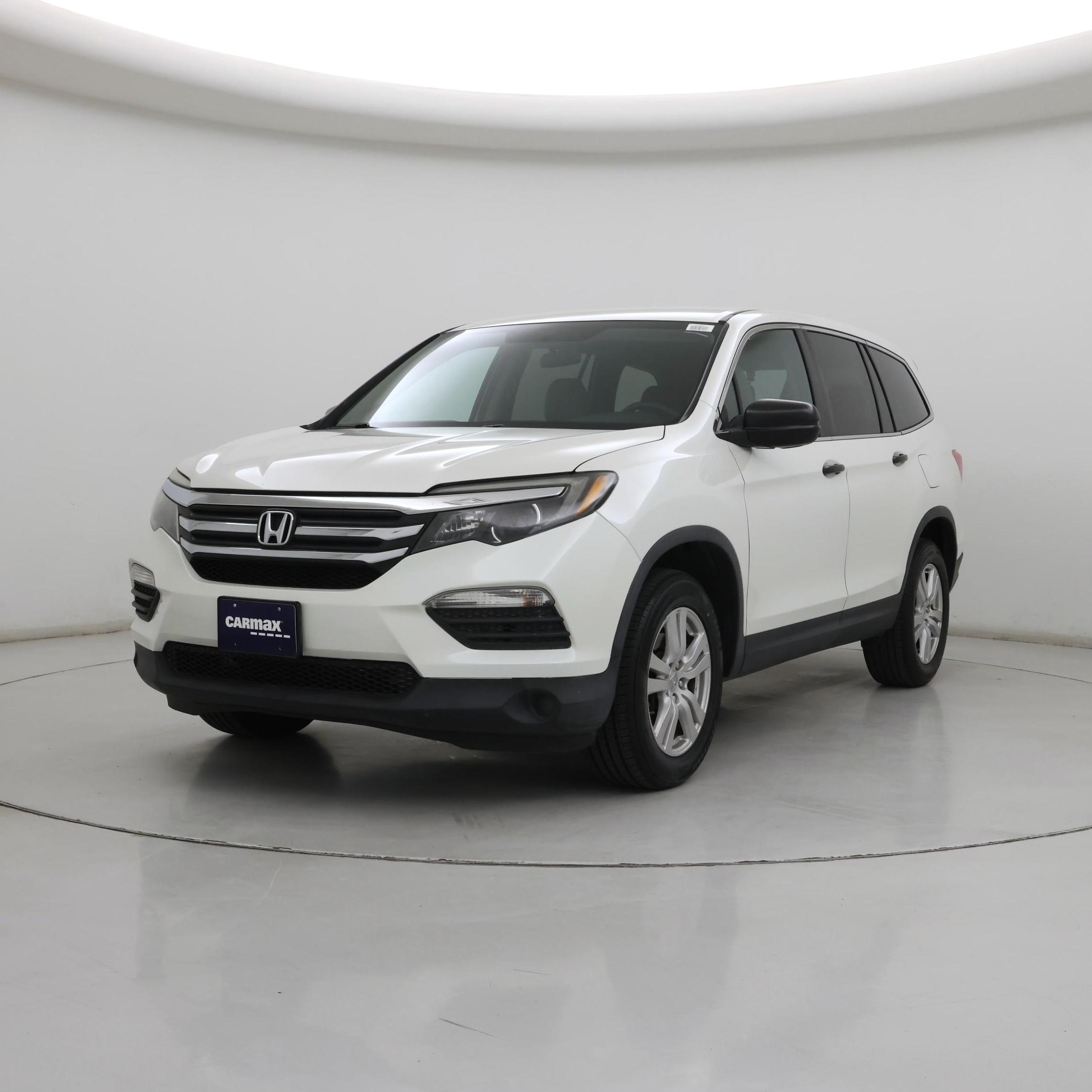 Thumbnail: 2016 Honda Pilot - 4