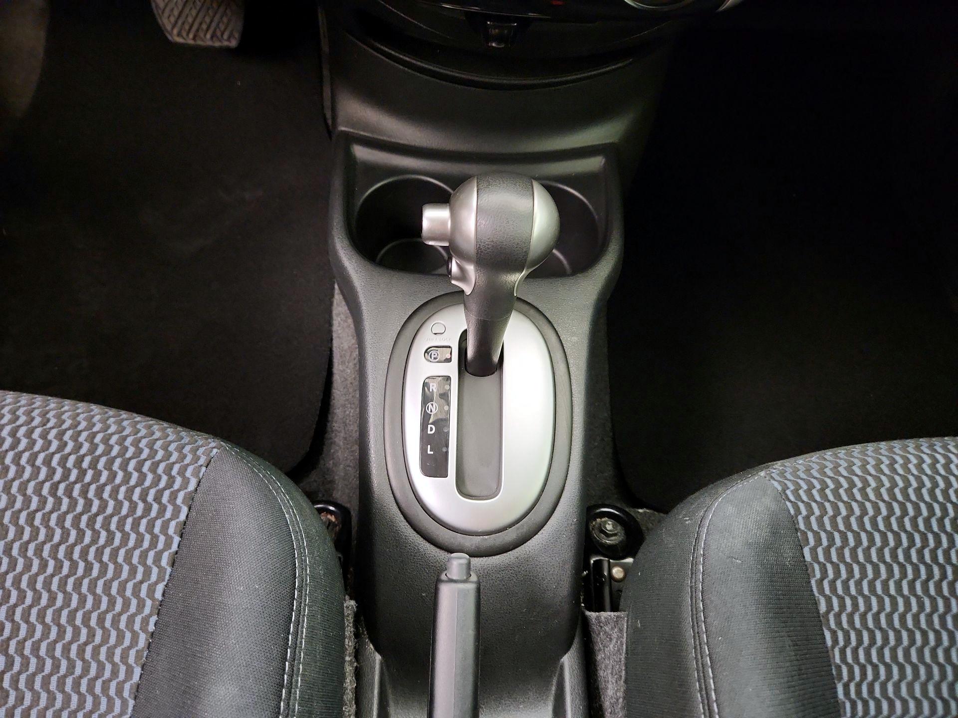 Thumbnail: 2016 Nissan Versa Note - 16