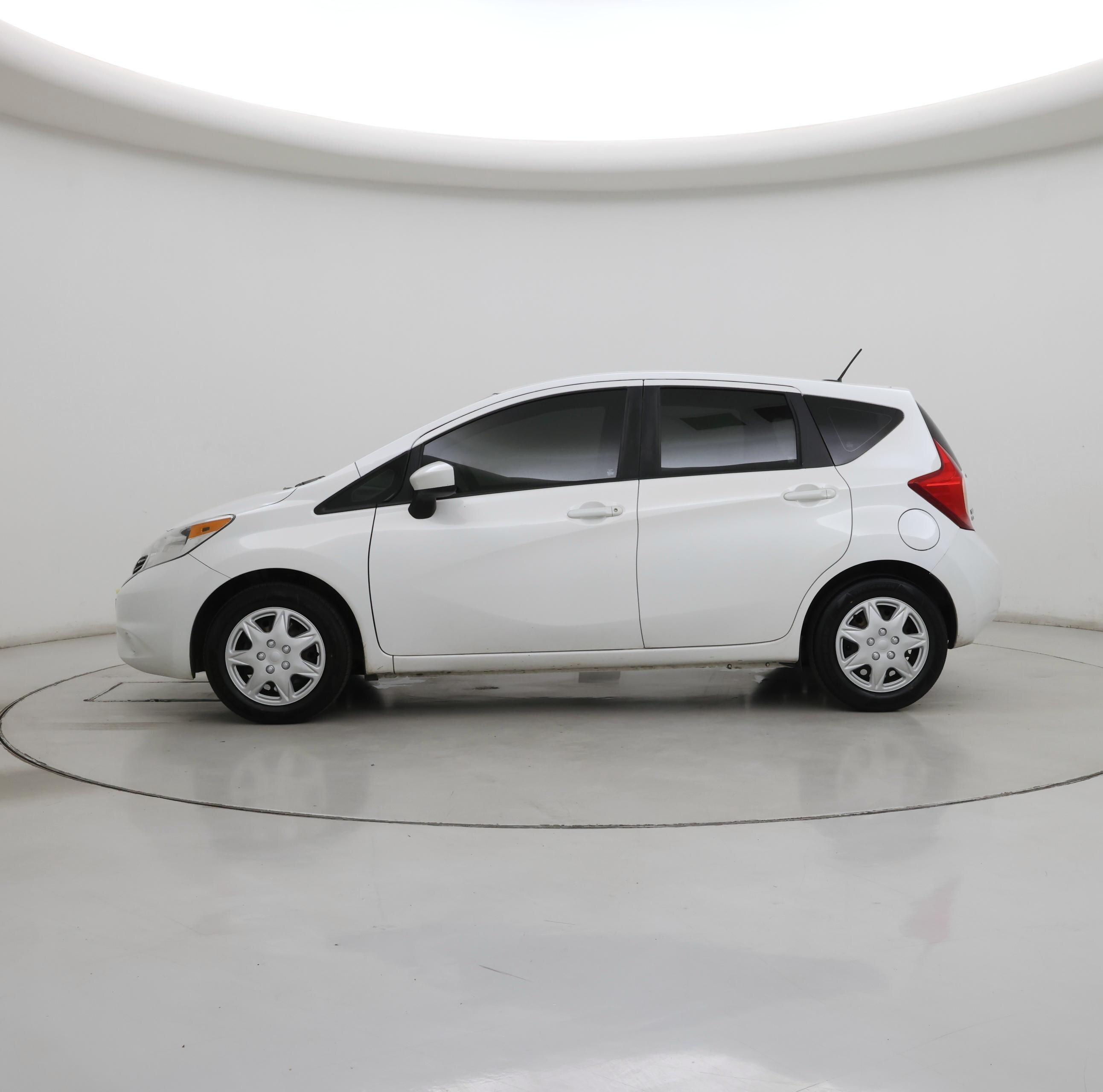 Thumbnail: 2016 Nissan Versa Note - 3