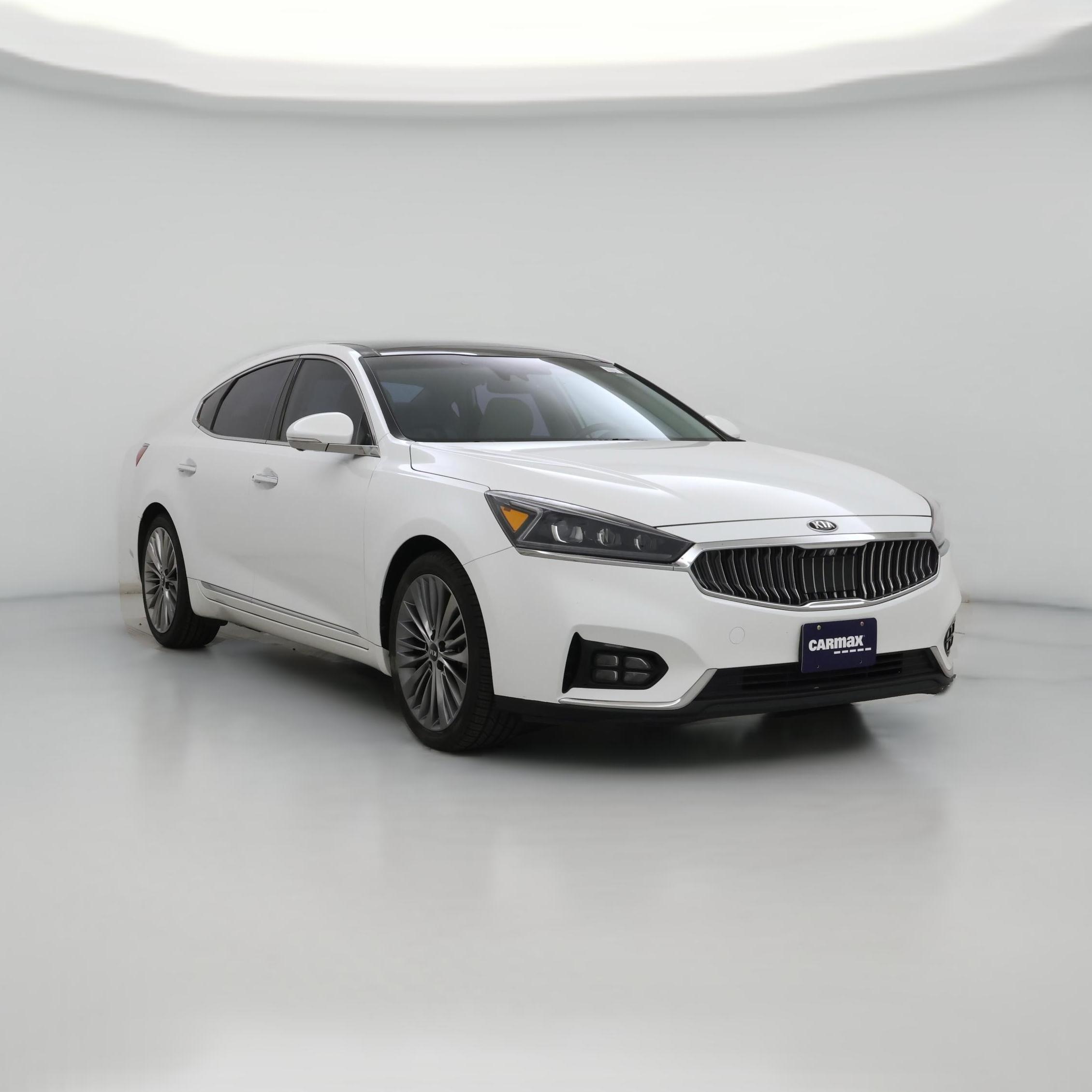 Thumbnail: 2017 Kia Cadenza - 1