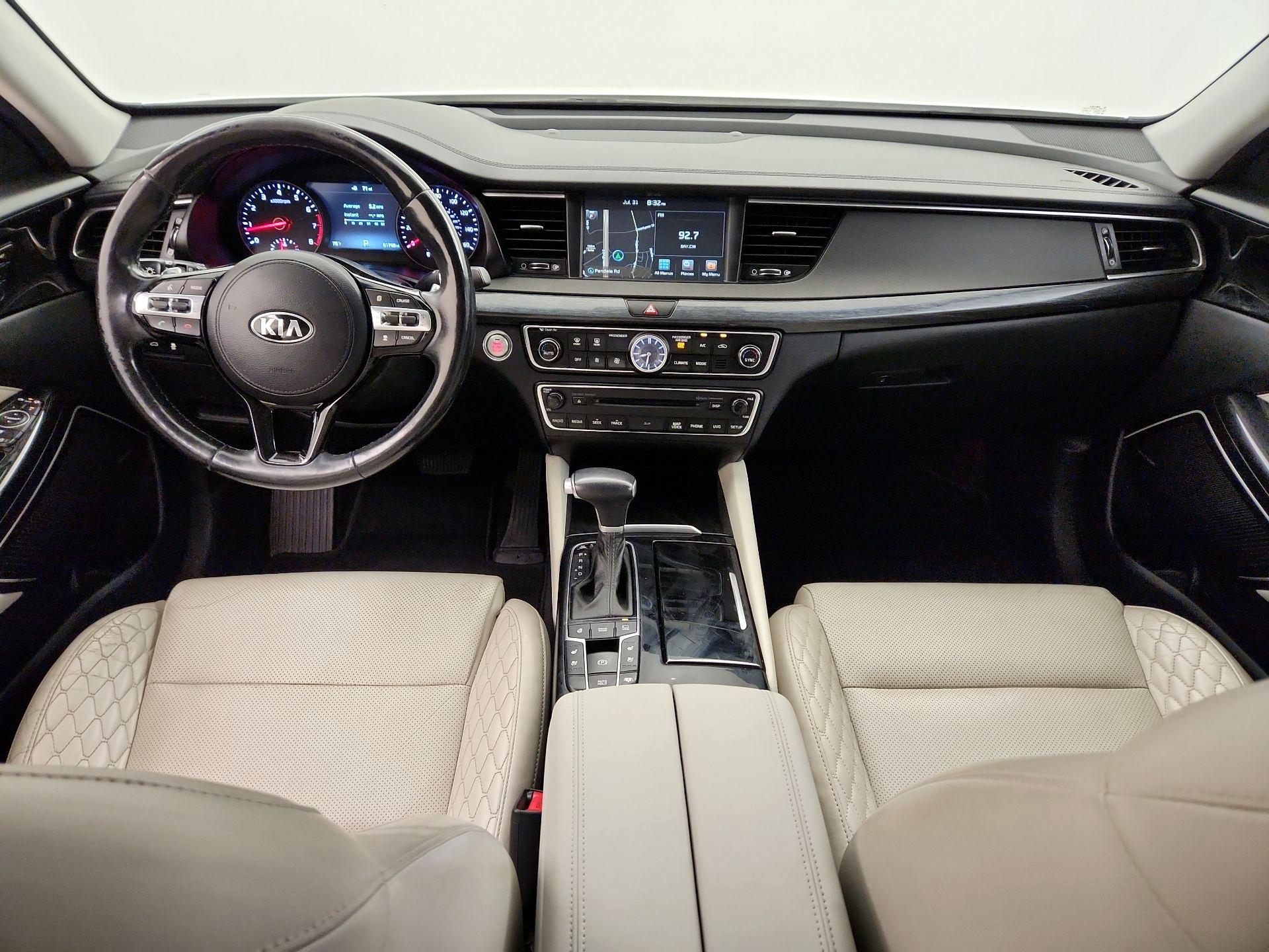 Thumbnail: 2017 Kia Cadenza - 9