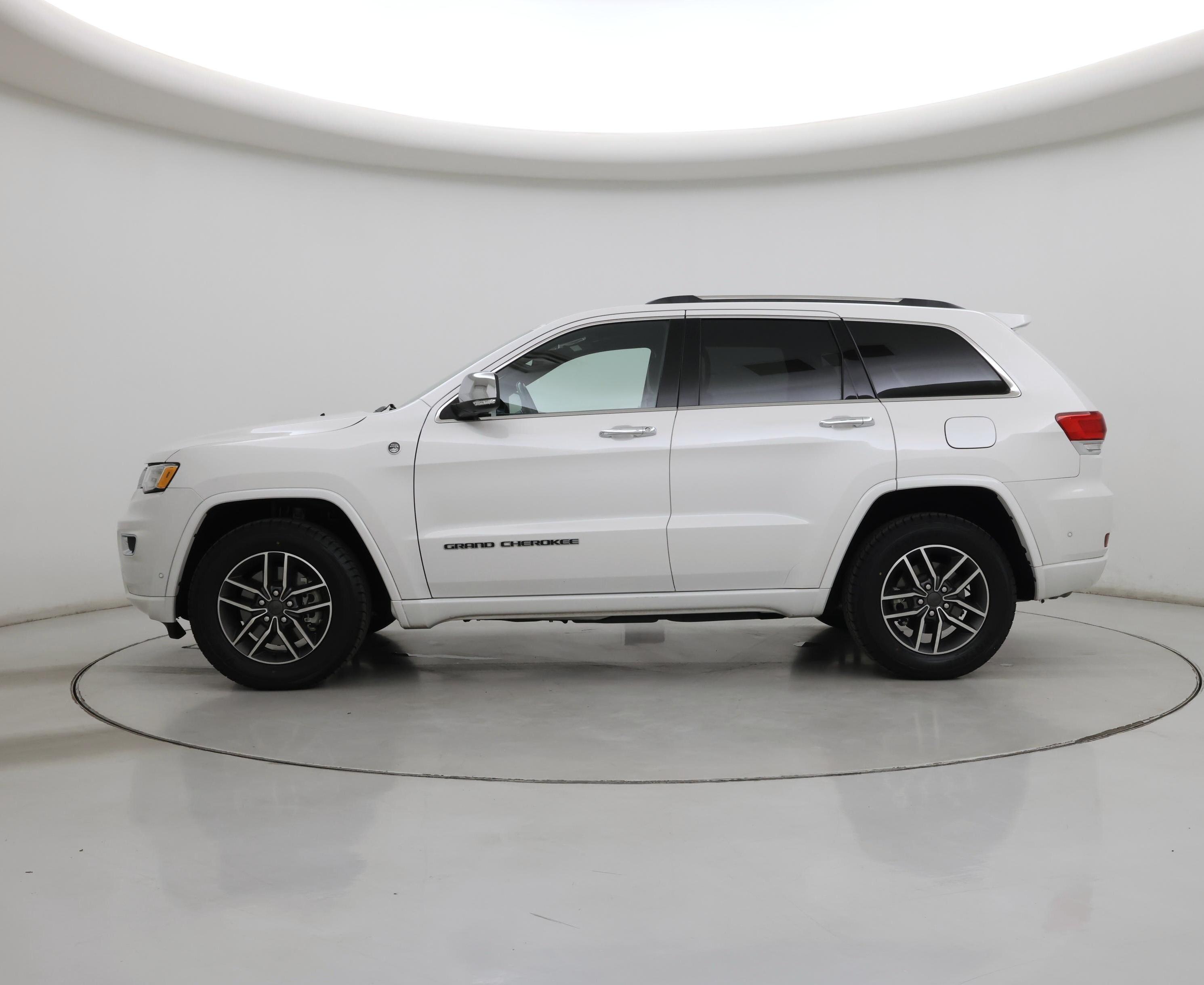 Thumbnail: 2021 Jeep Grand Cherokee - 3